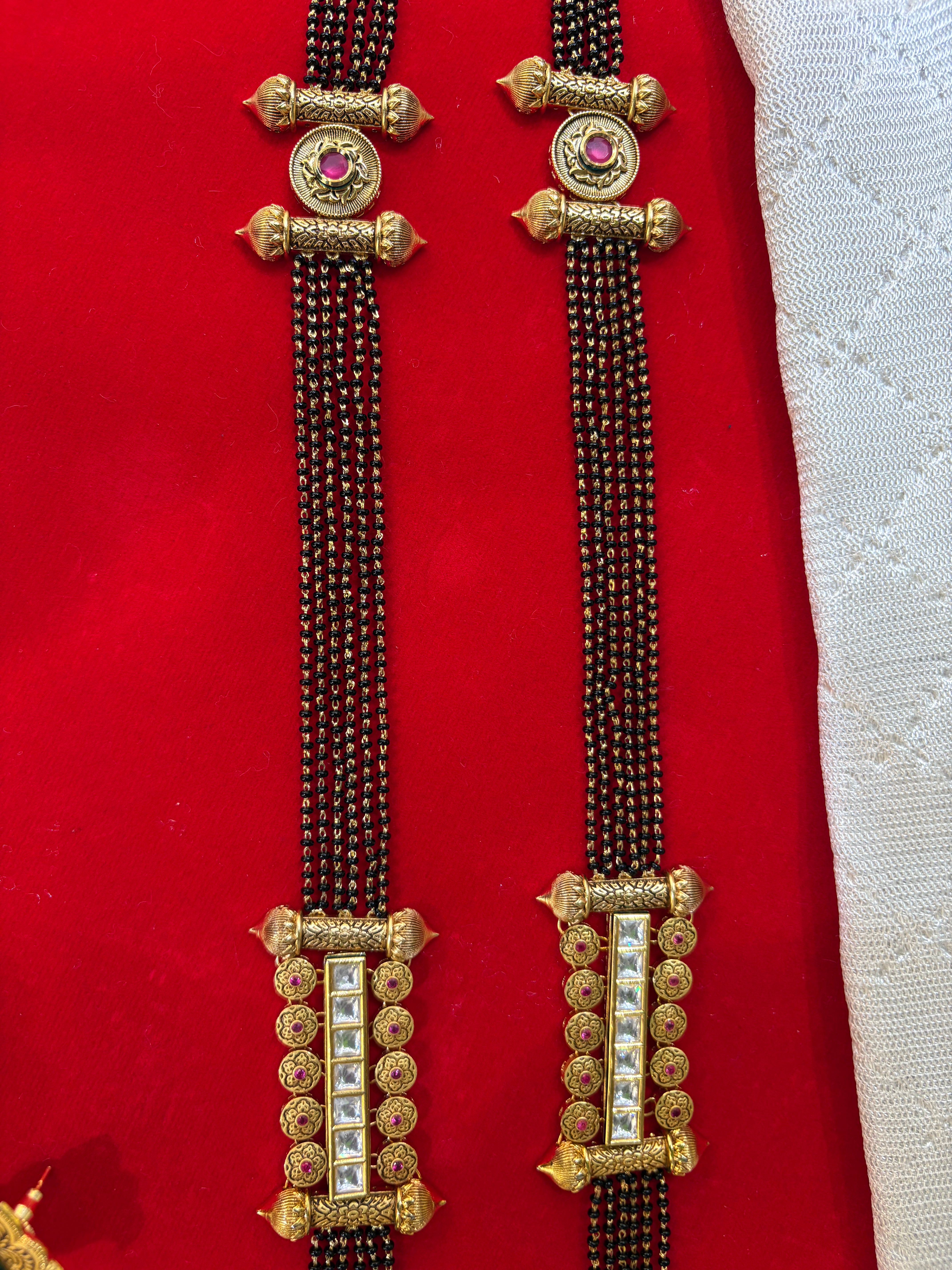 Antique Kundan Mangalsutra