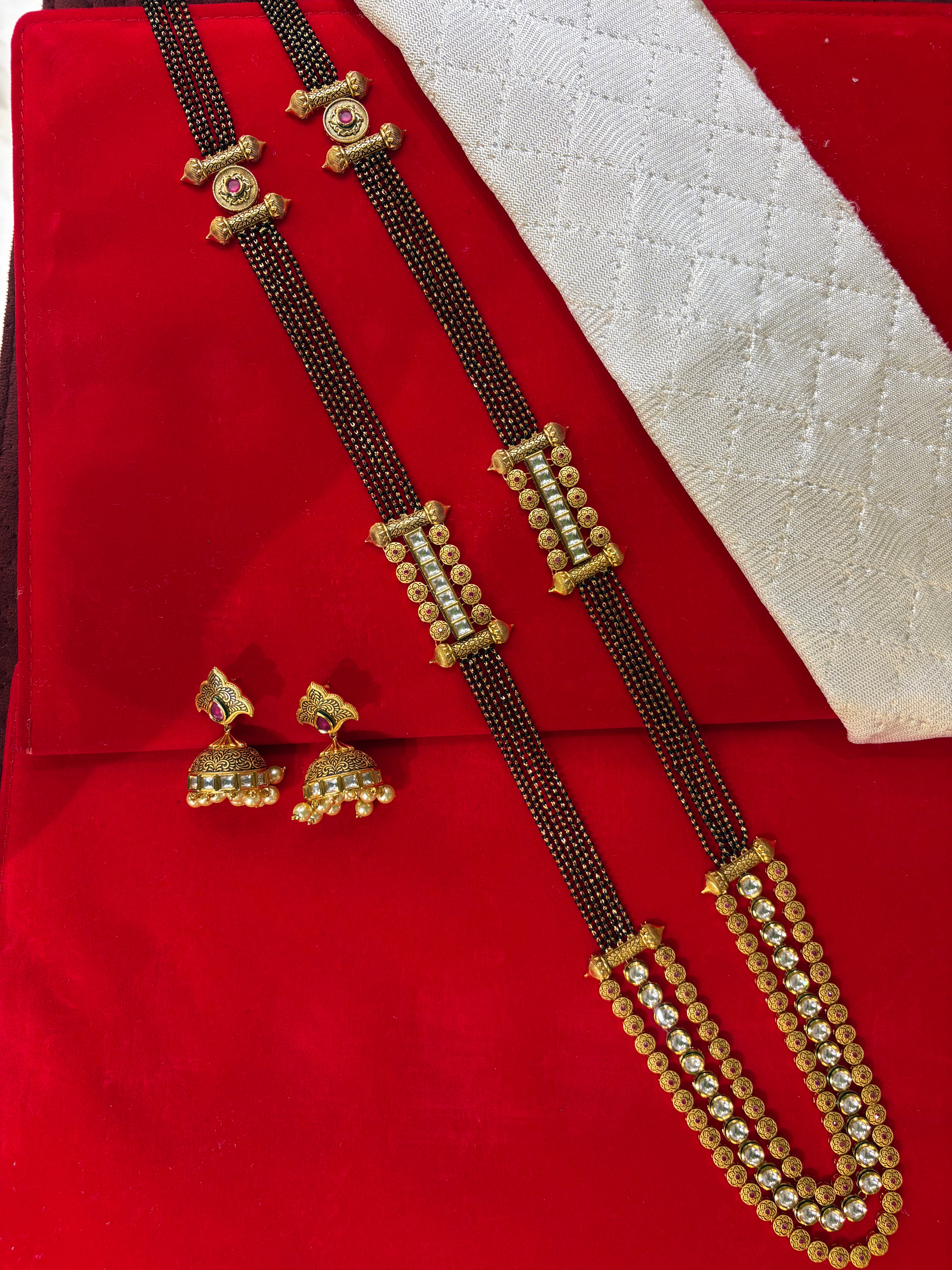 Antique Kundan Mangalsutra