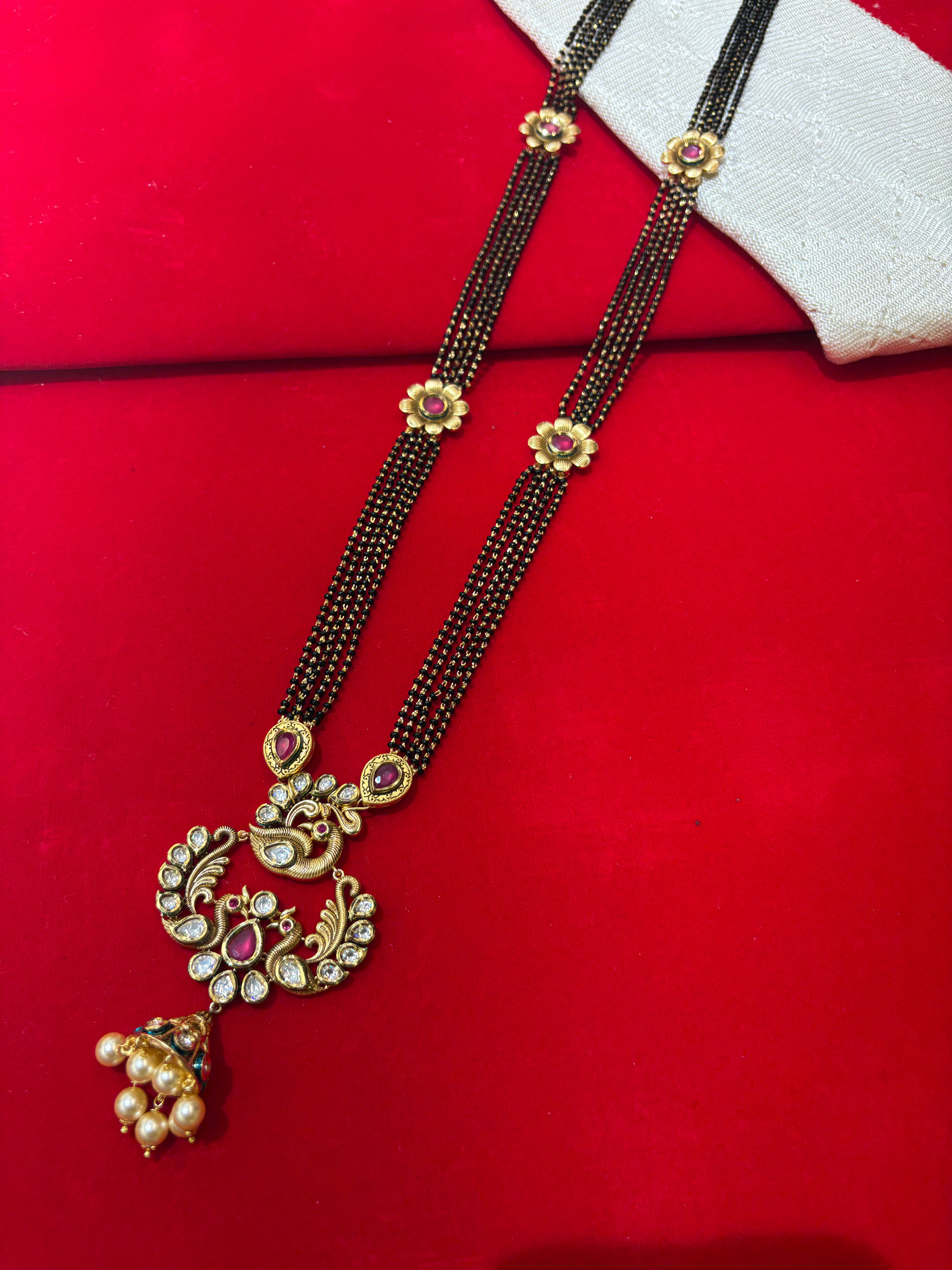 Antique Kundan Mangalsutra