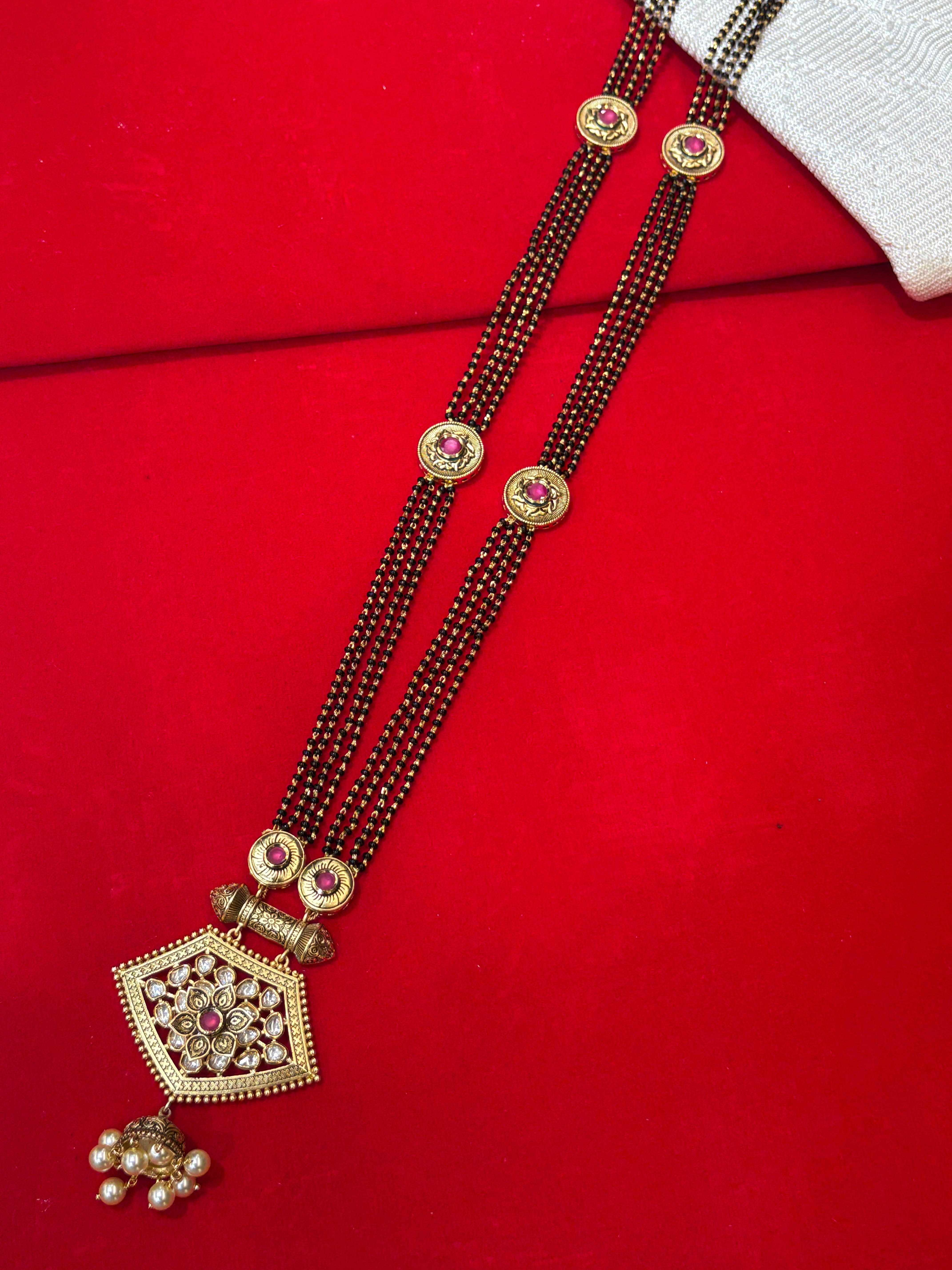Antique Kundan Mangalsutra