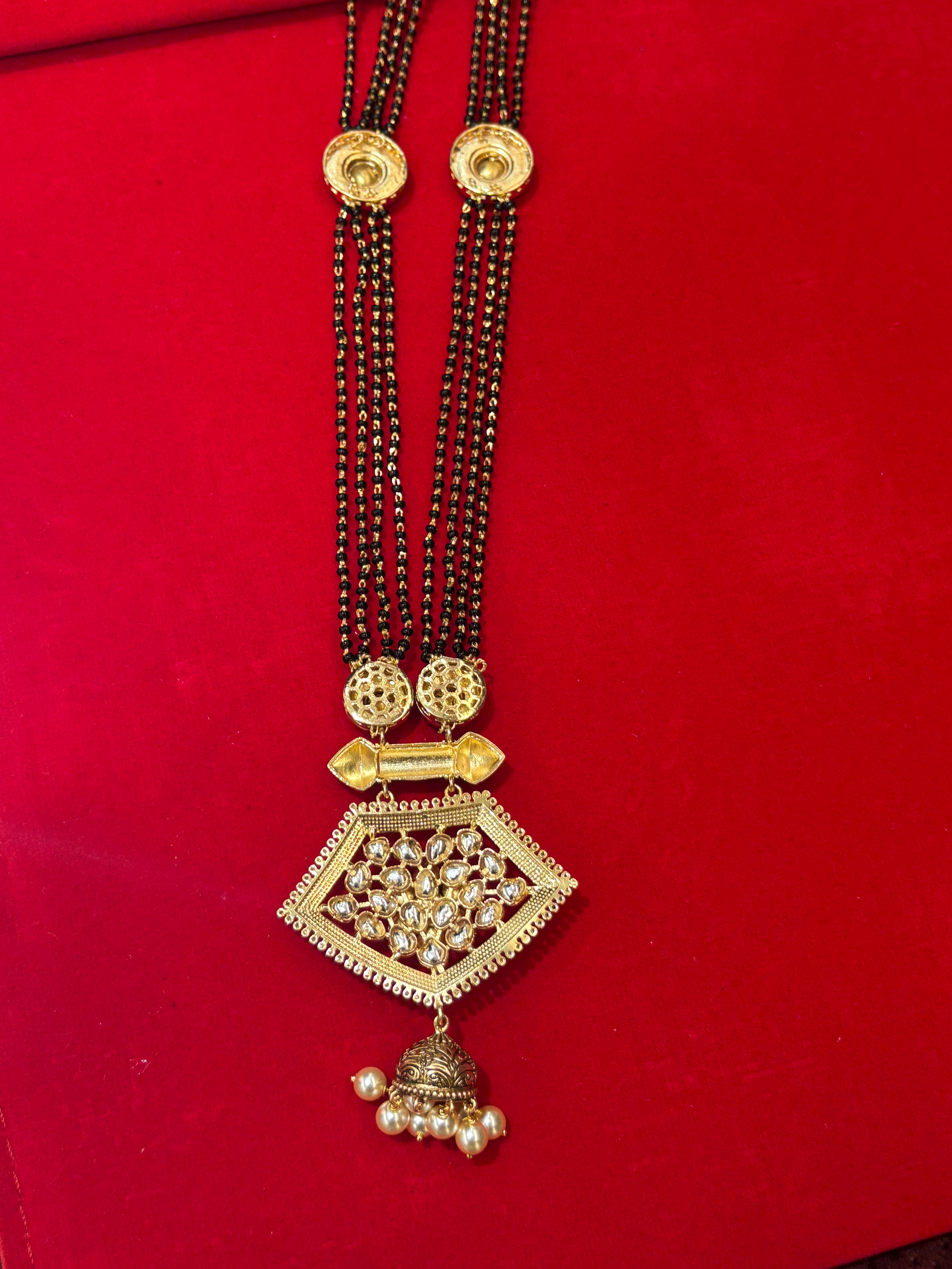Antique Kundan Mangalsutra