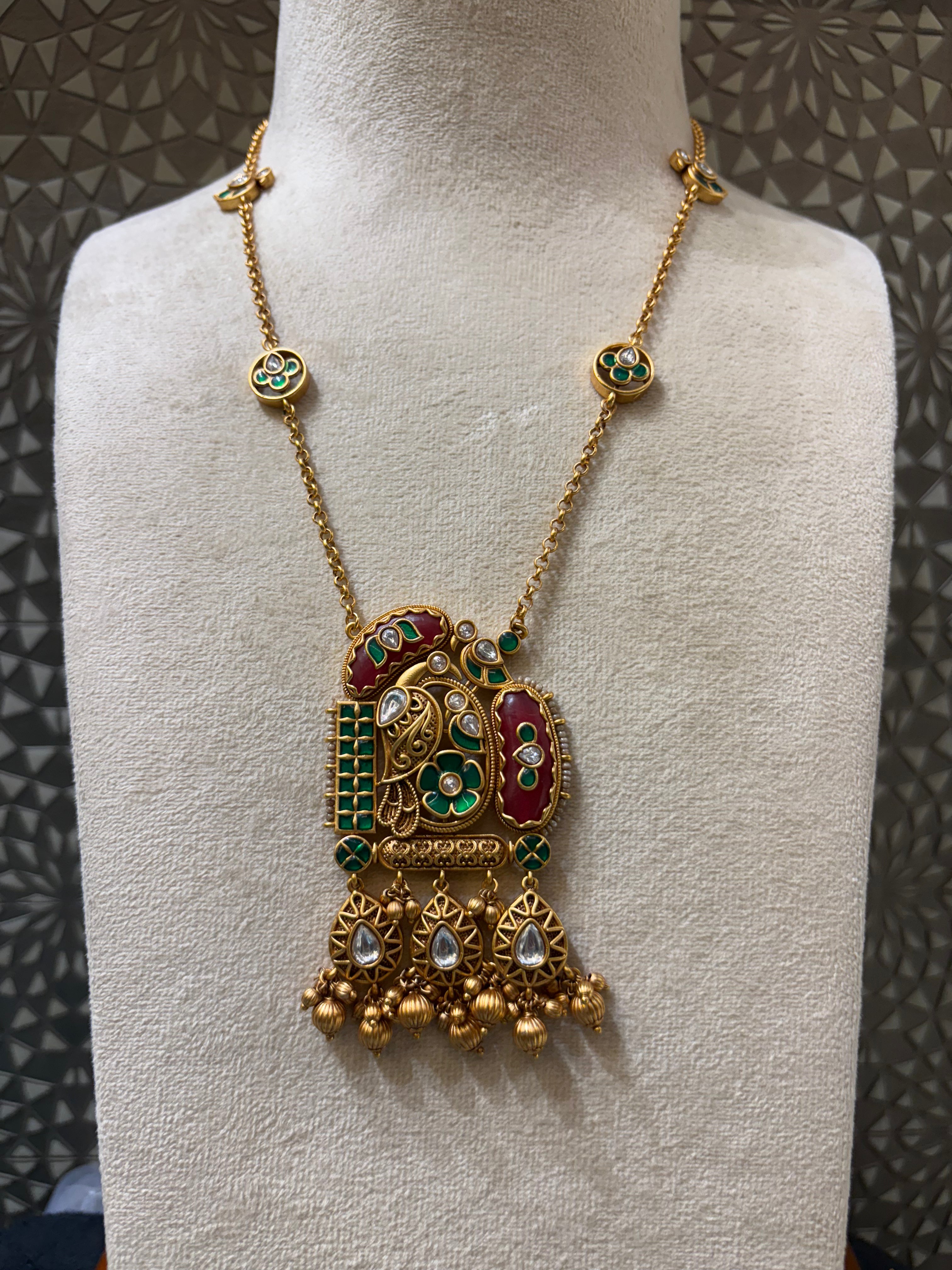 Heritage Jewelry Set