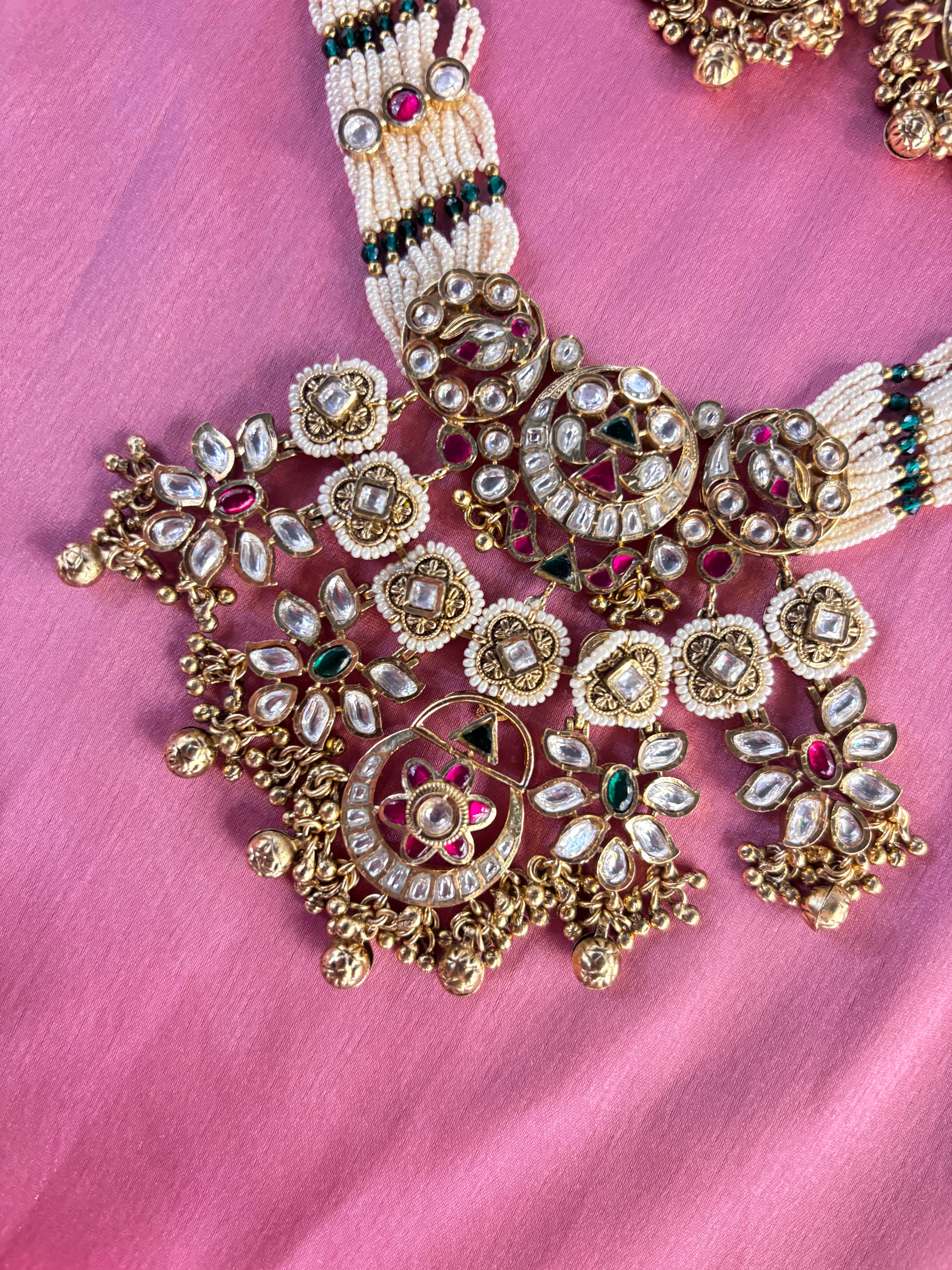 Swarovski short necklace