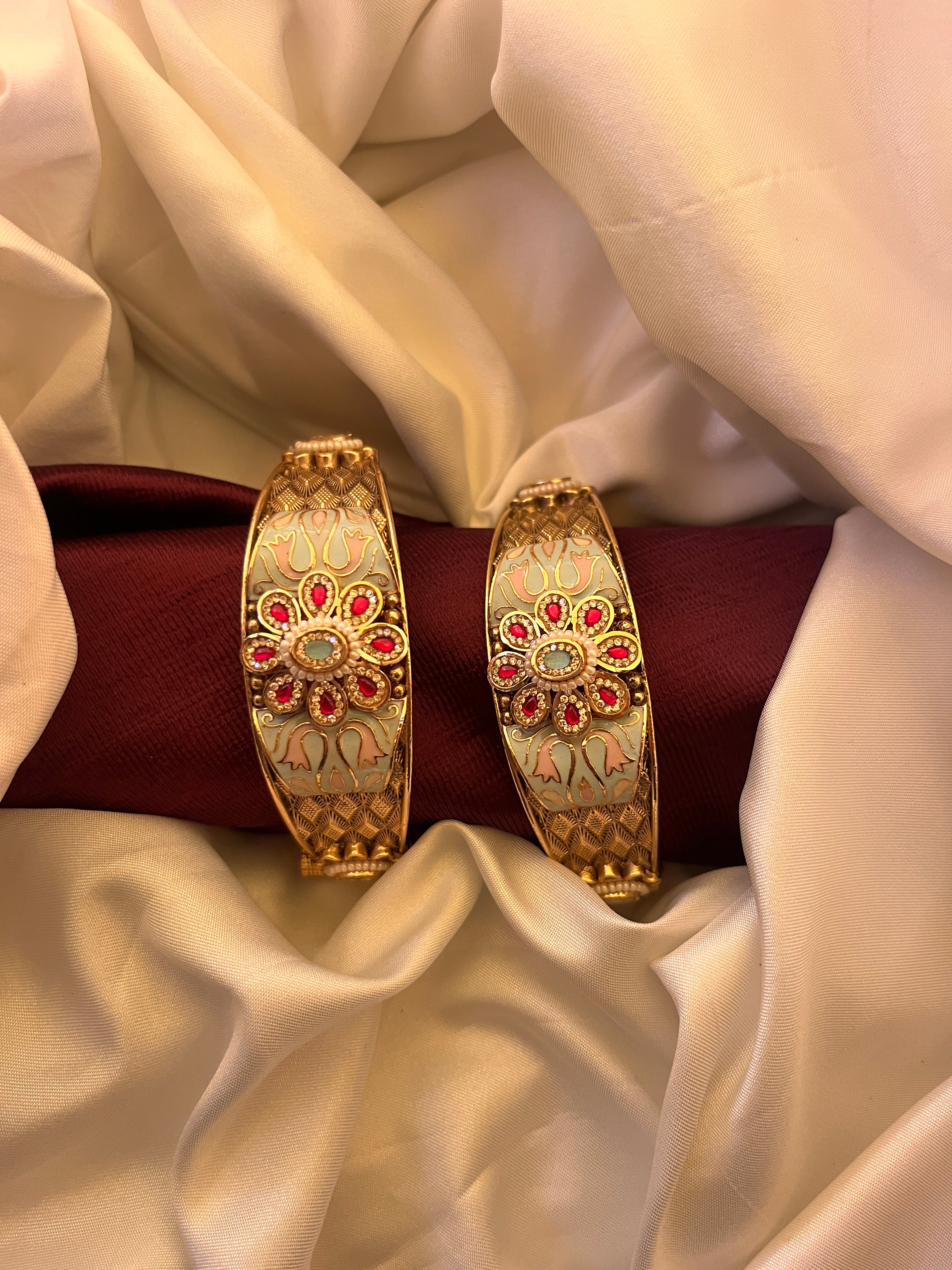 Swarovski Kada