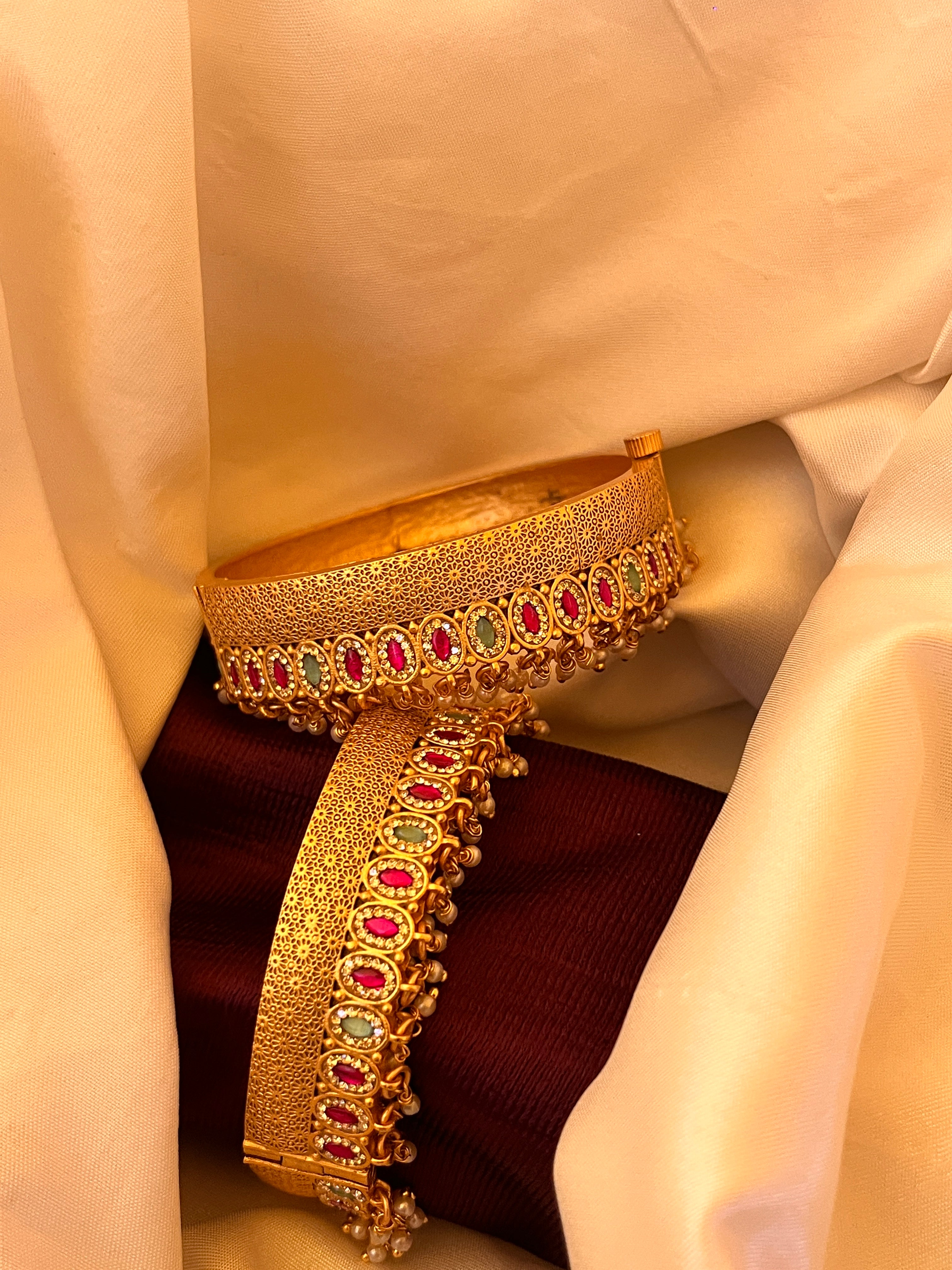 Swarovski Kada