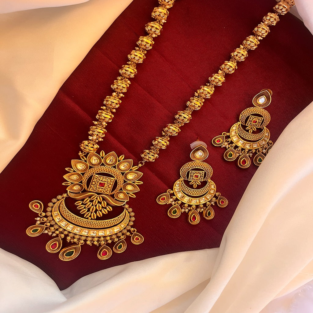 Antique Long Jewellery set