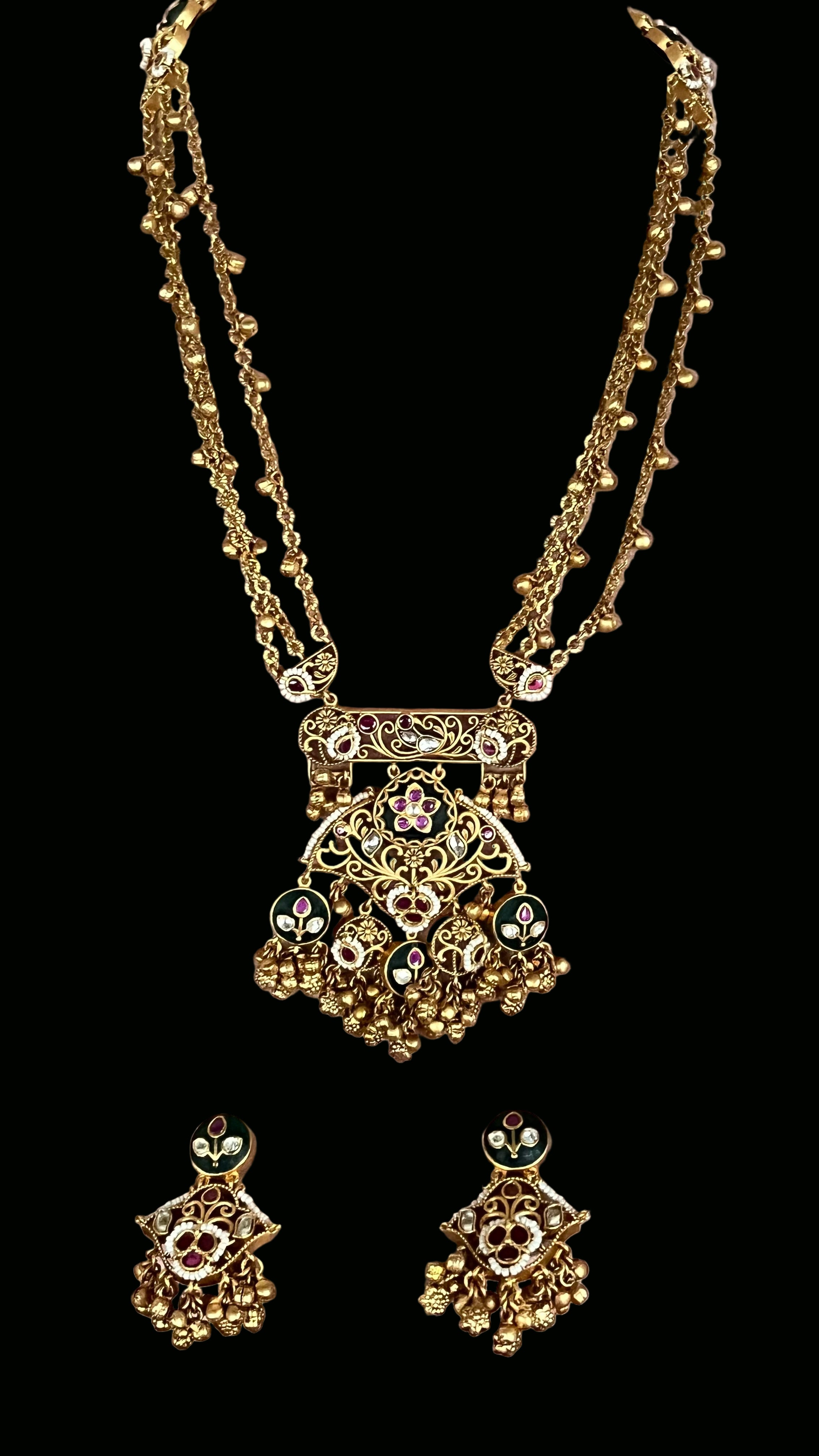 Heritage Jewelry Set