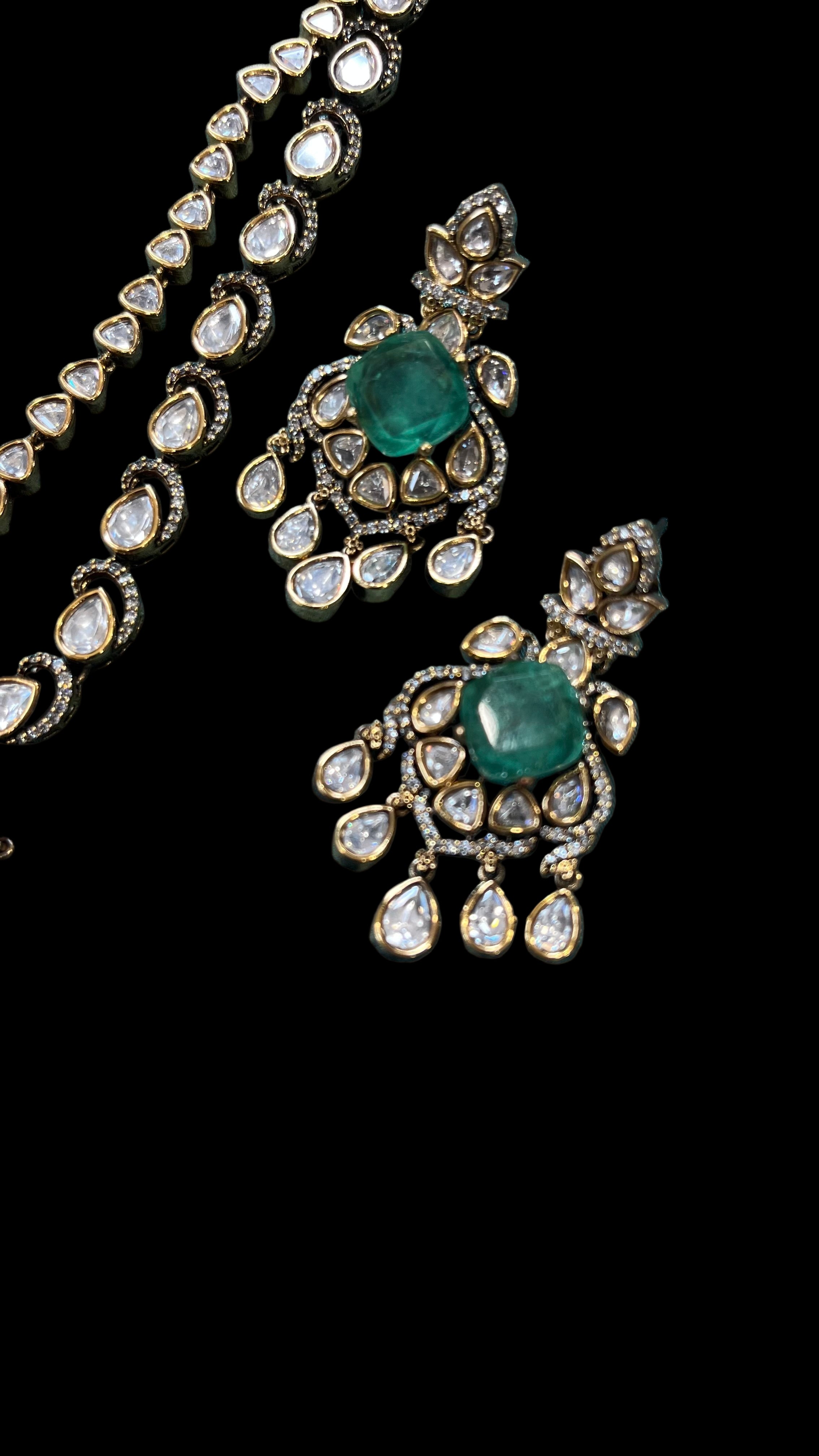 Victorian polish Jewelry Set