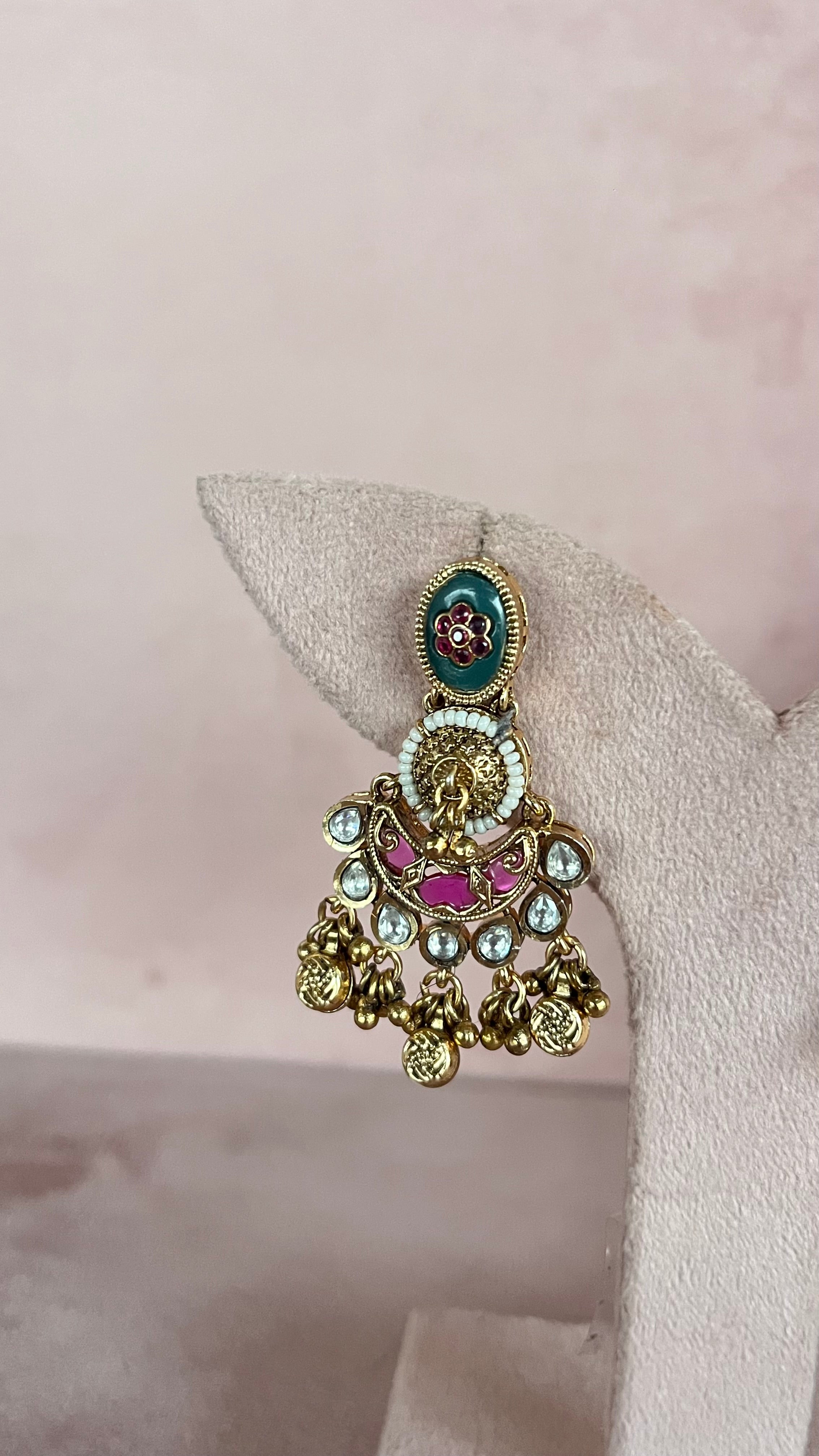 Heritage Jewelry Set