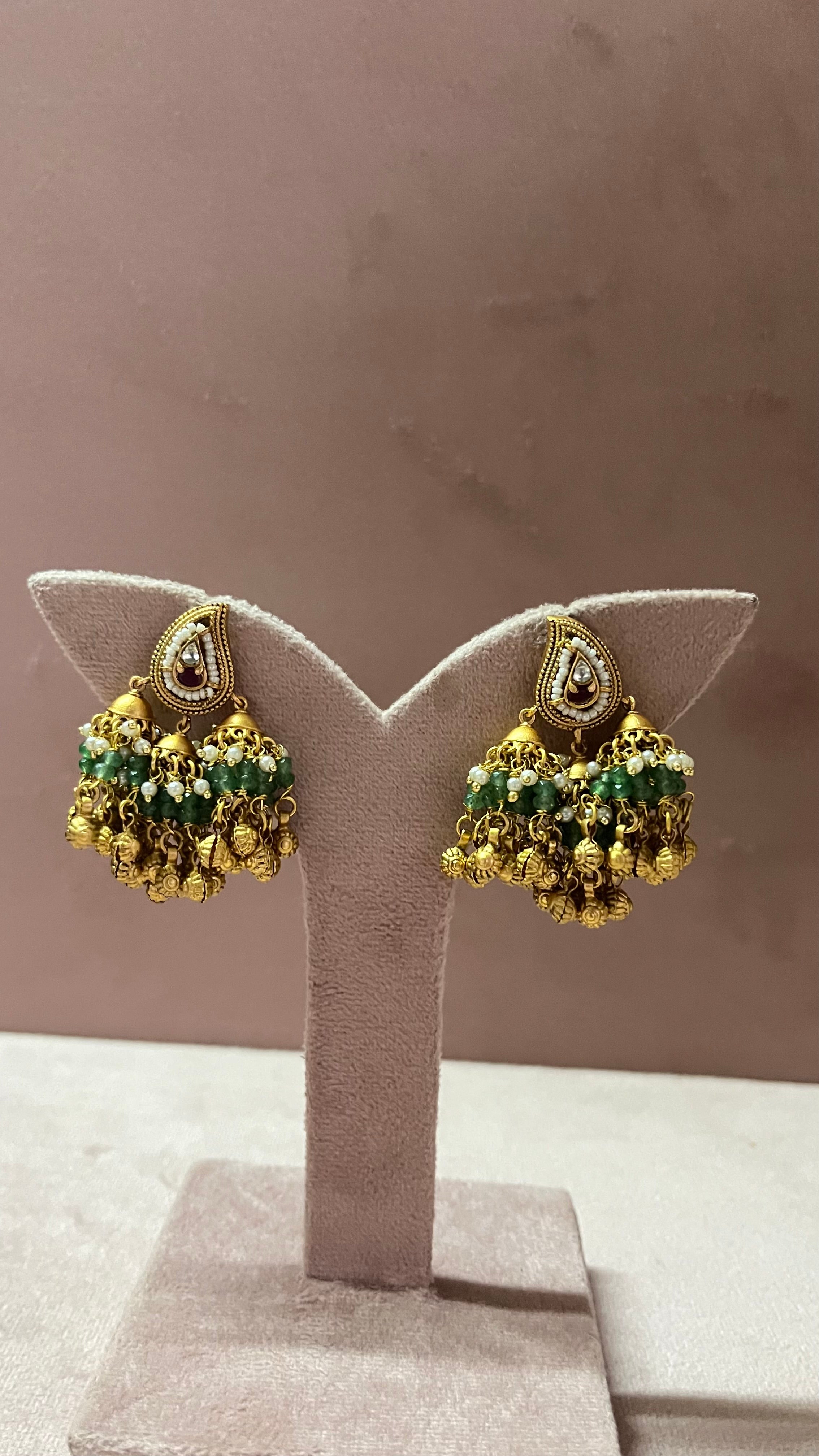 Heritage Jewelry Set