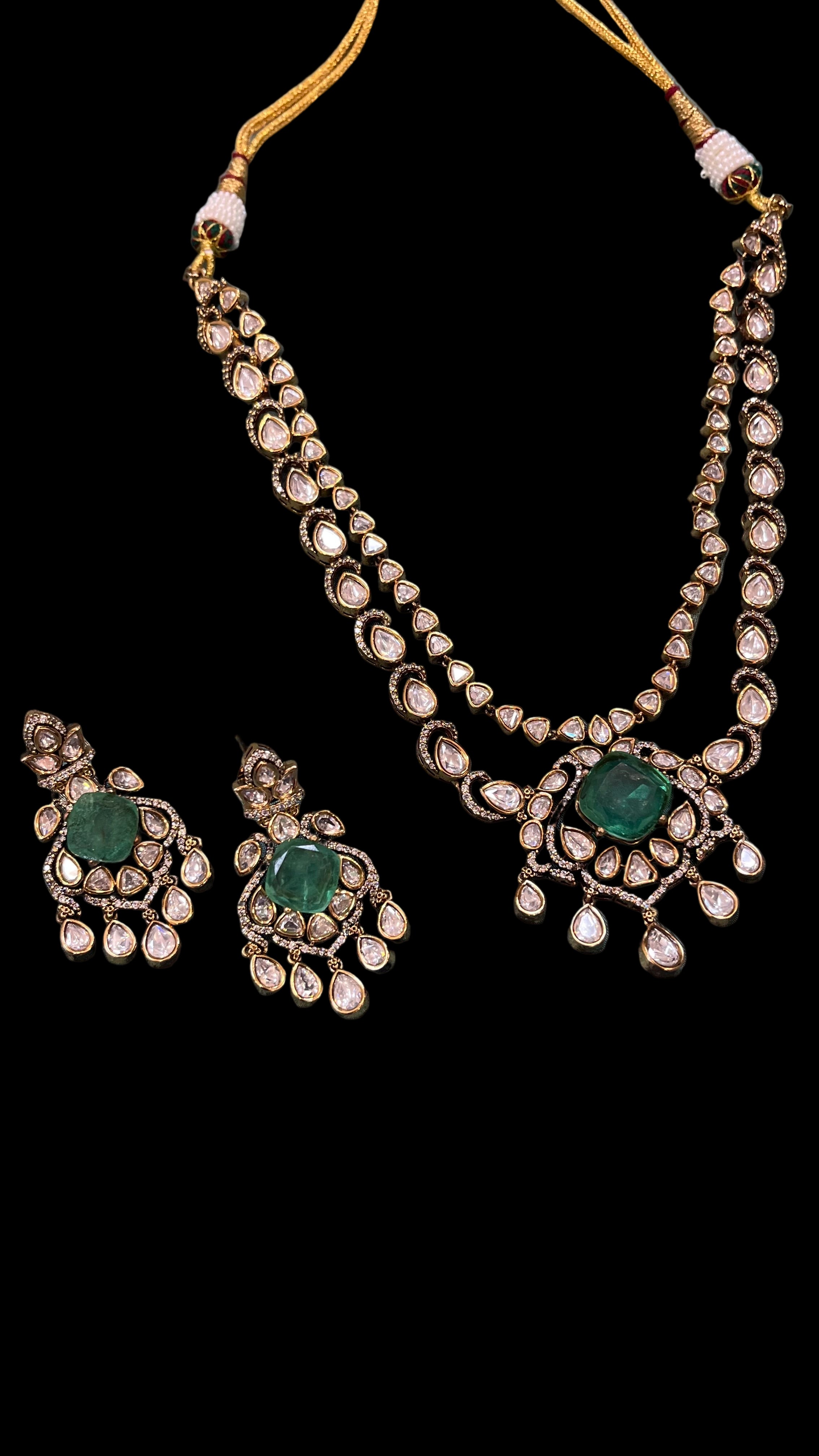 Victorian polish Jewelry Set