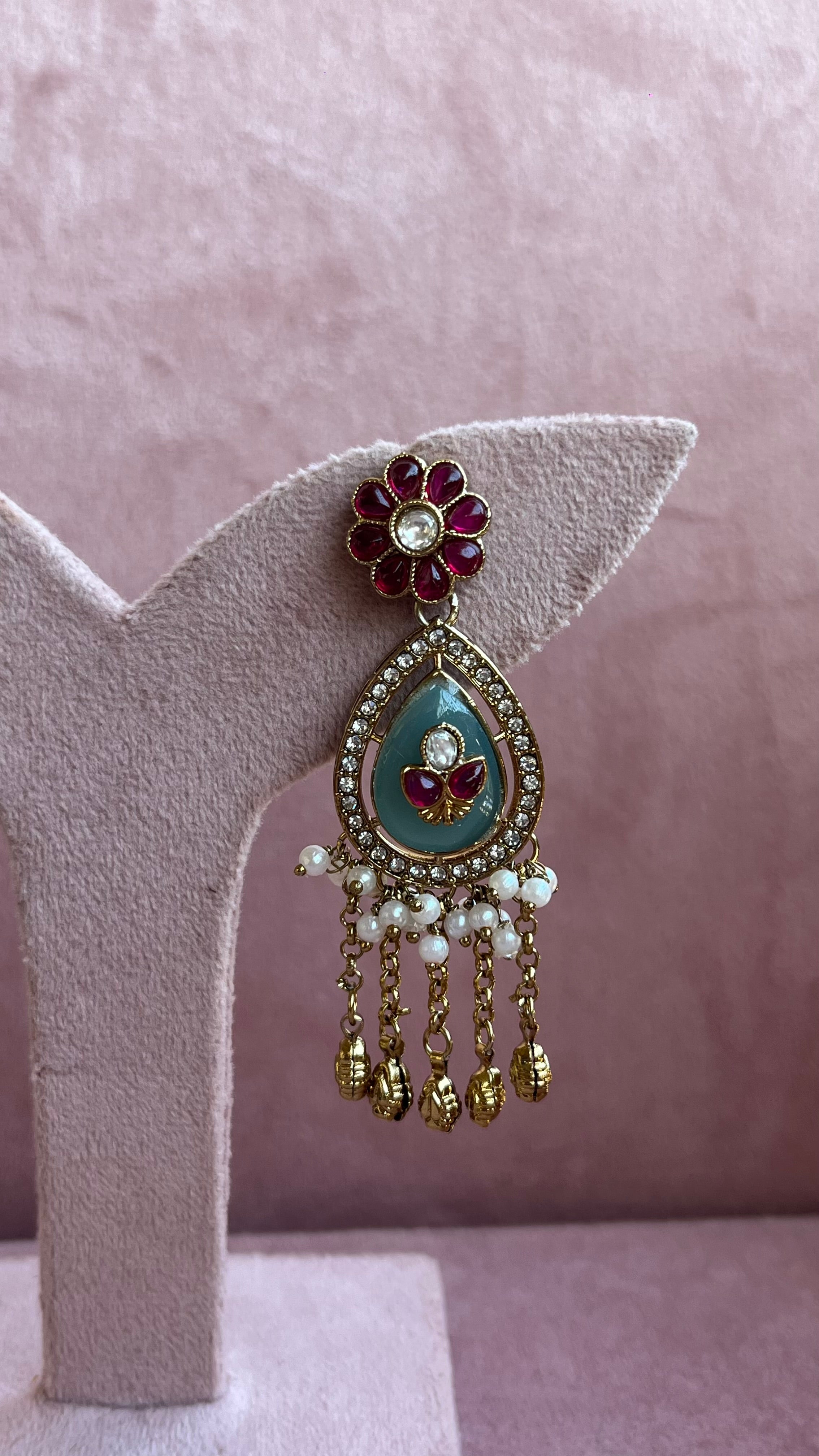 Heritage Jewelry Set