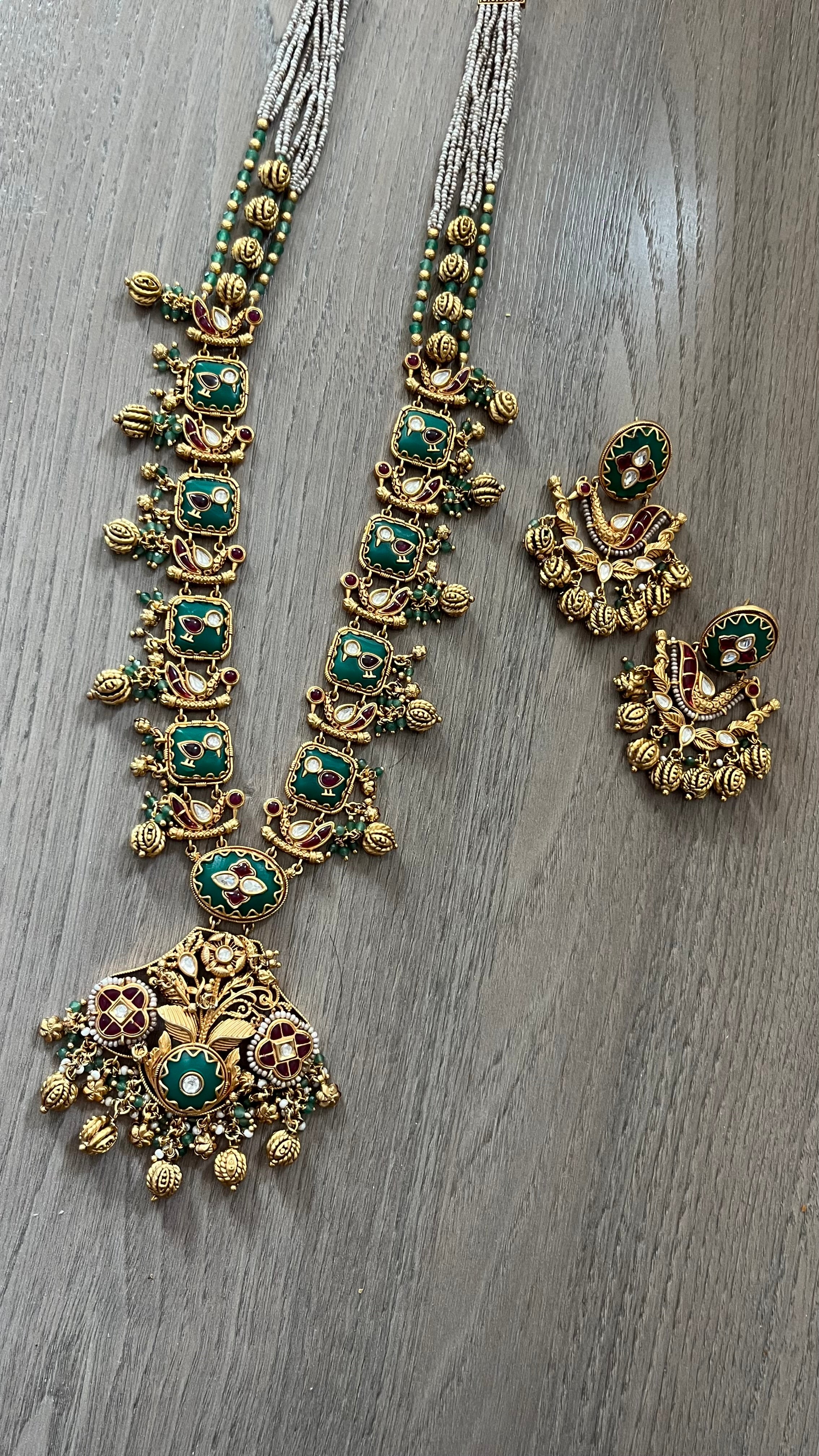 Heritage Jewelry set