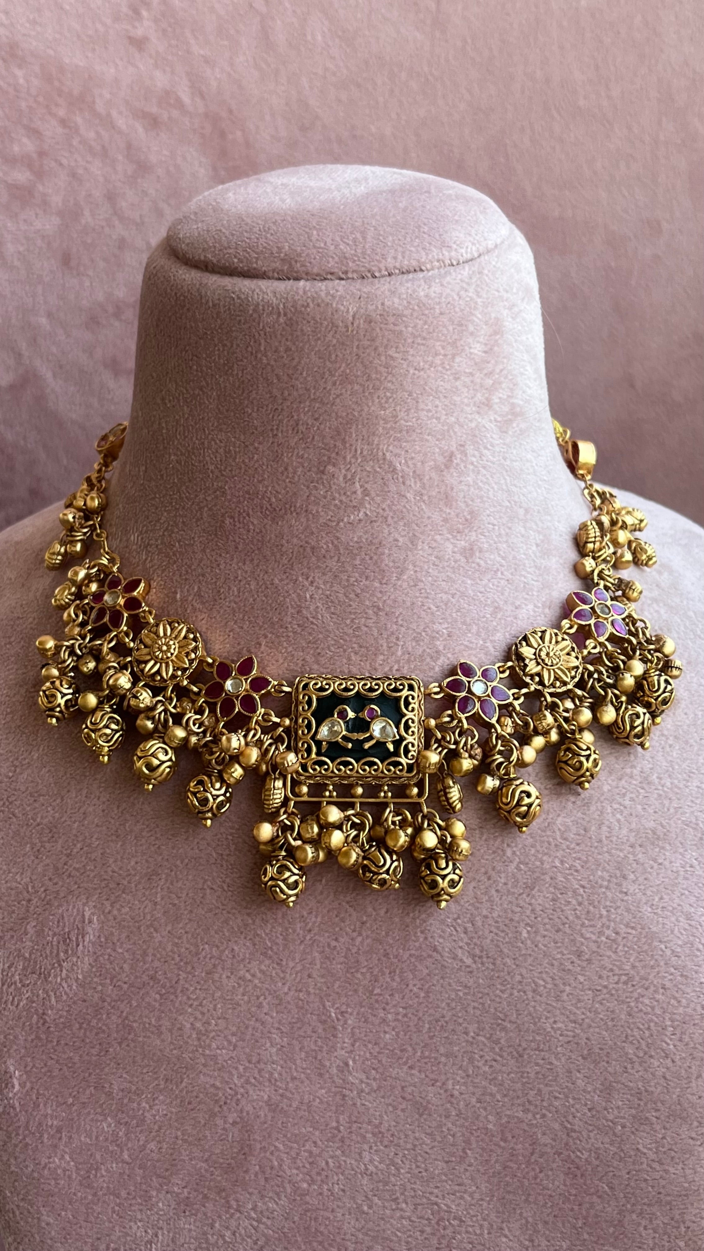 Heritage Jewelry Set