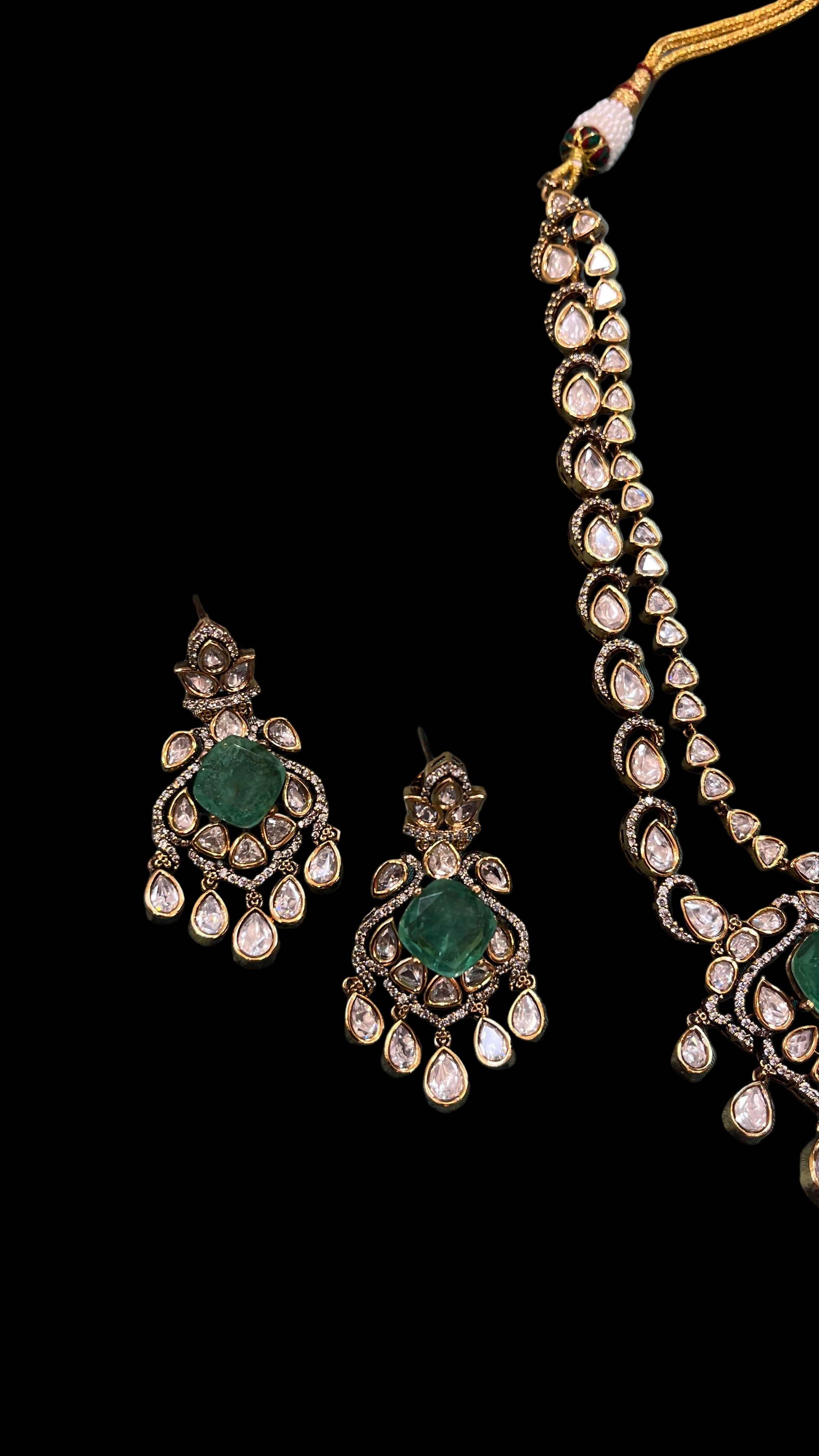 Victorian polish Jewelry Set