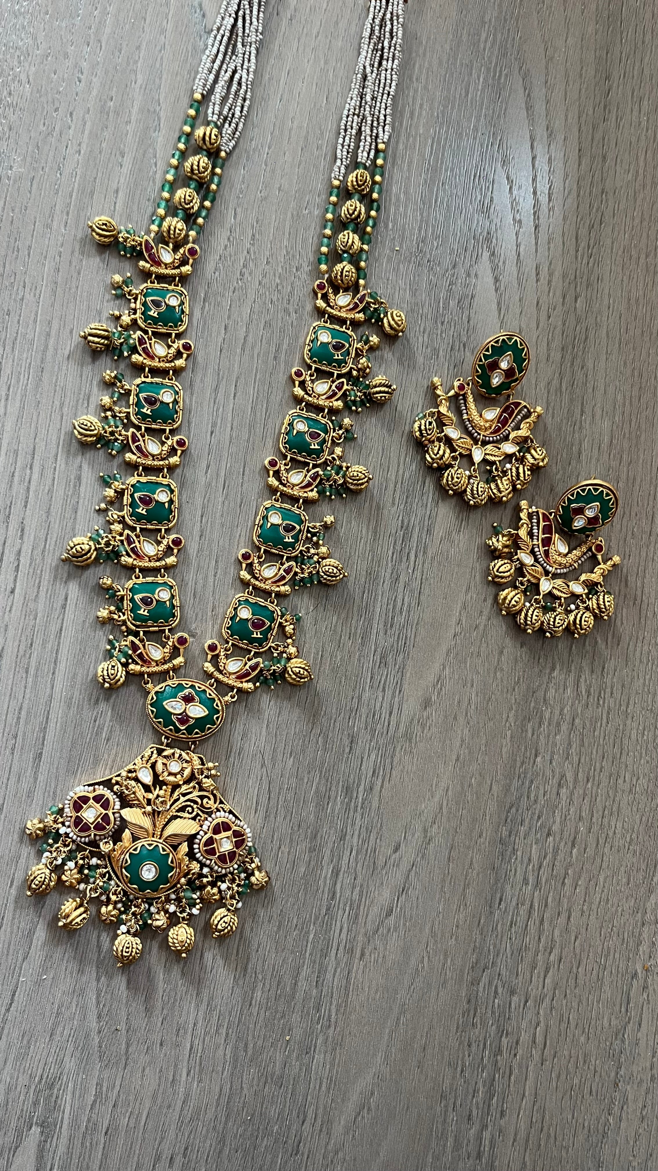 Heritage Jewelry set