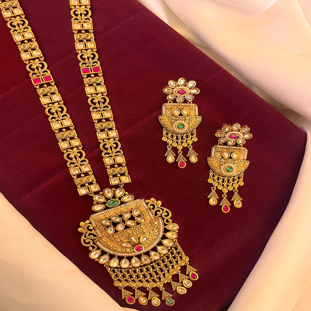 Antique Long Jewellery set