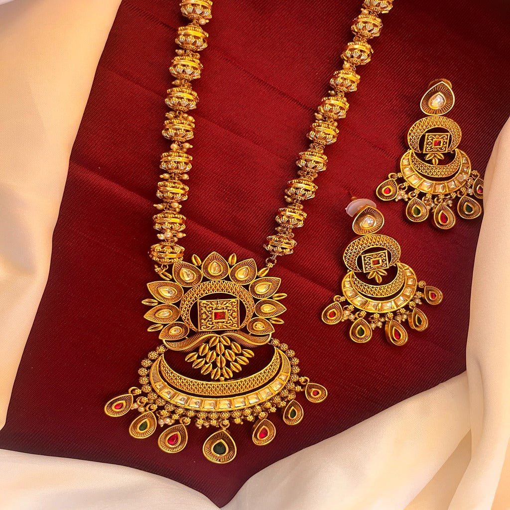 Antique Long Jewellery set