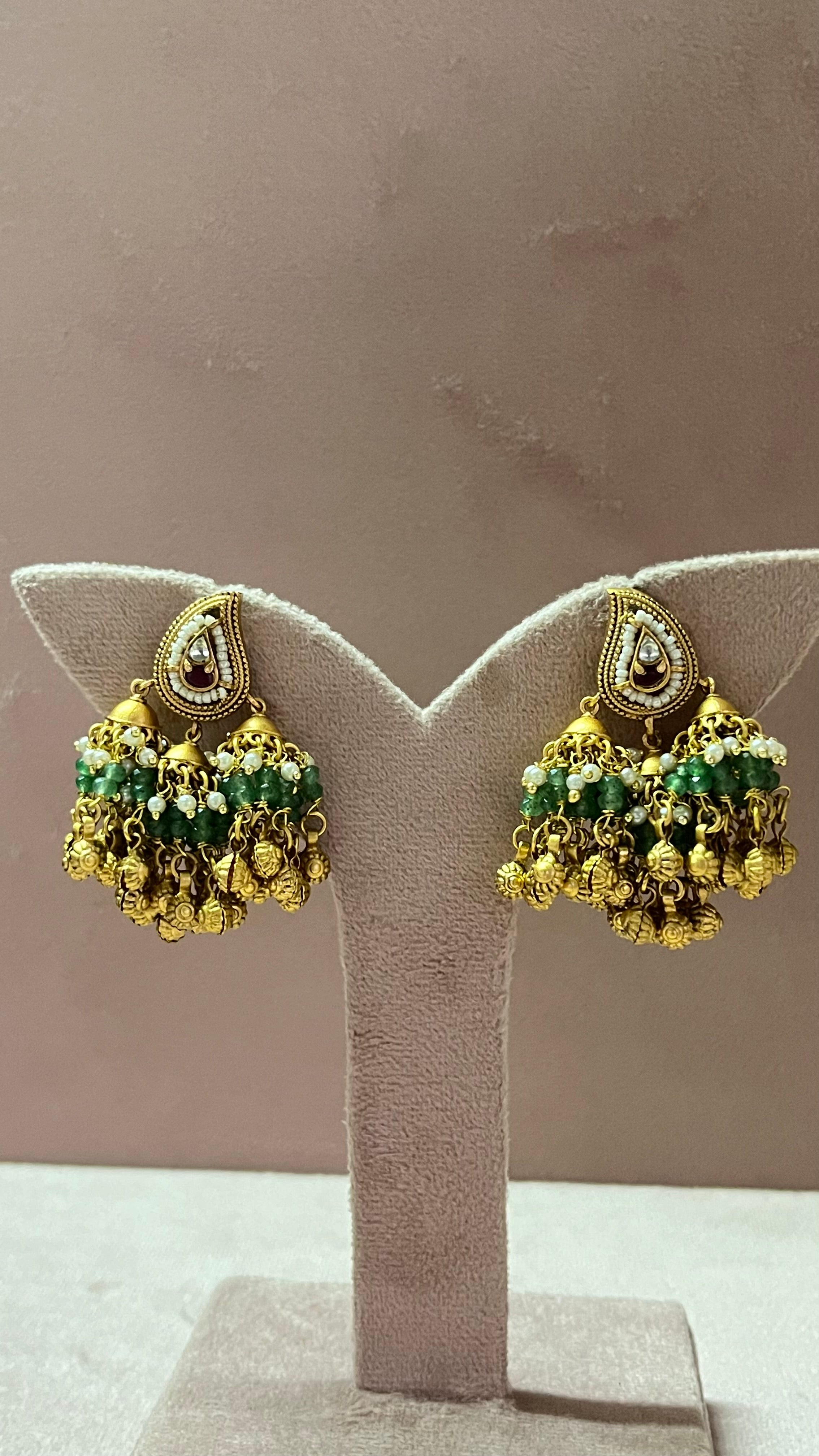 Heritage Jewelry Set