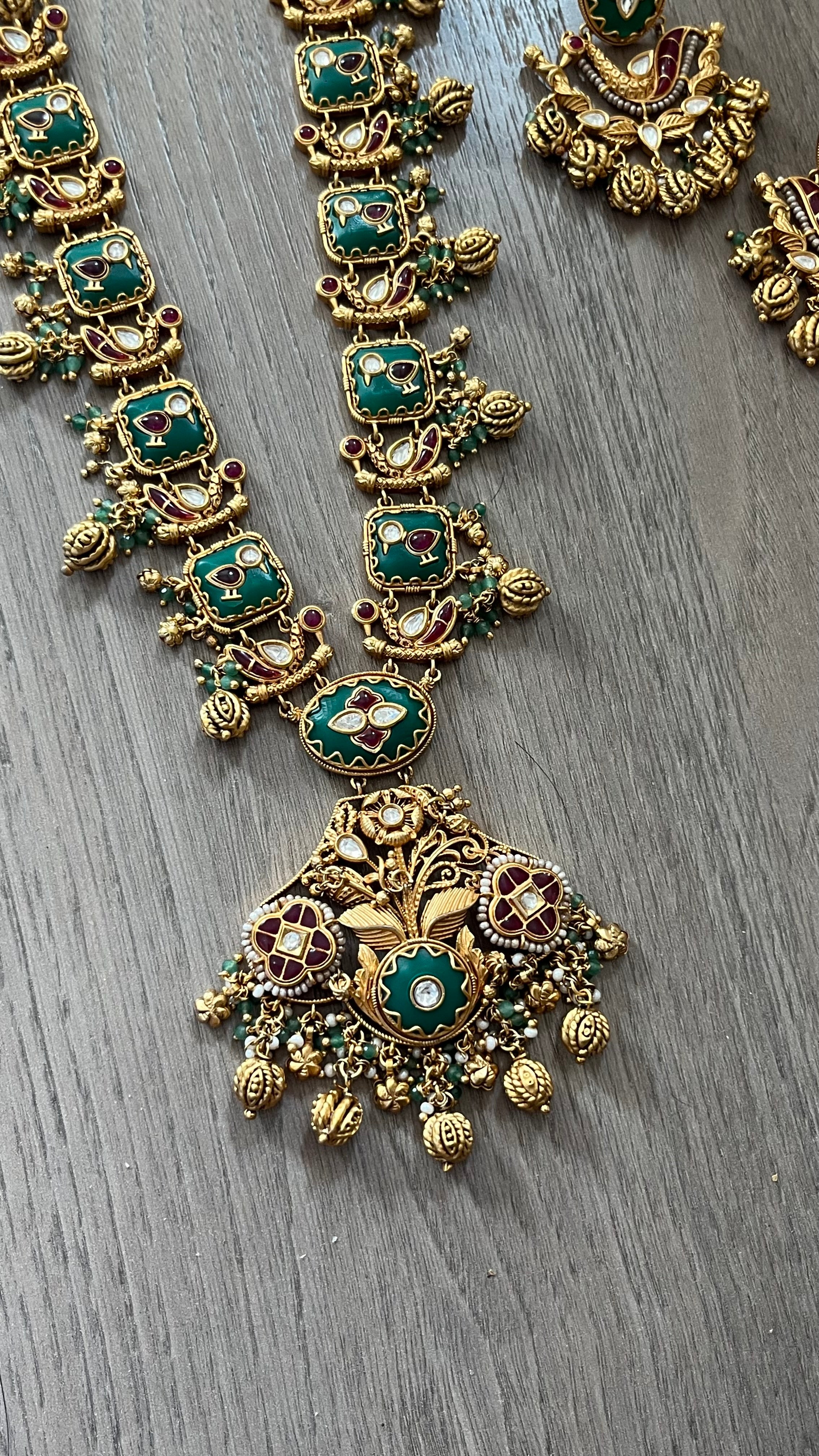 Heritage Jewelry set