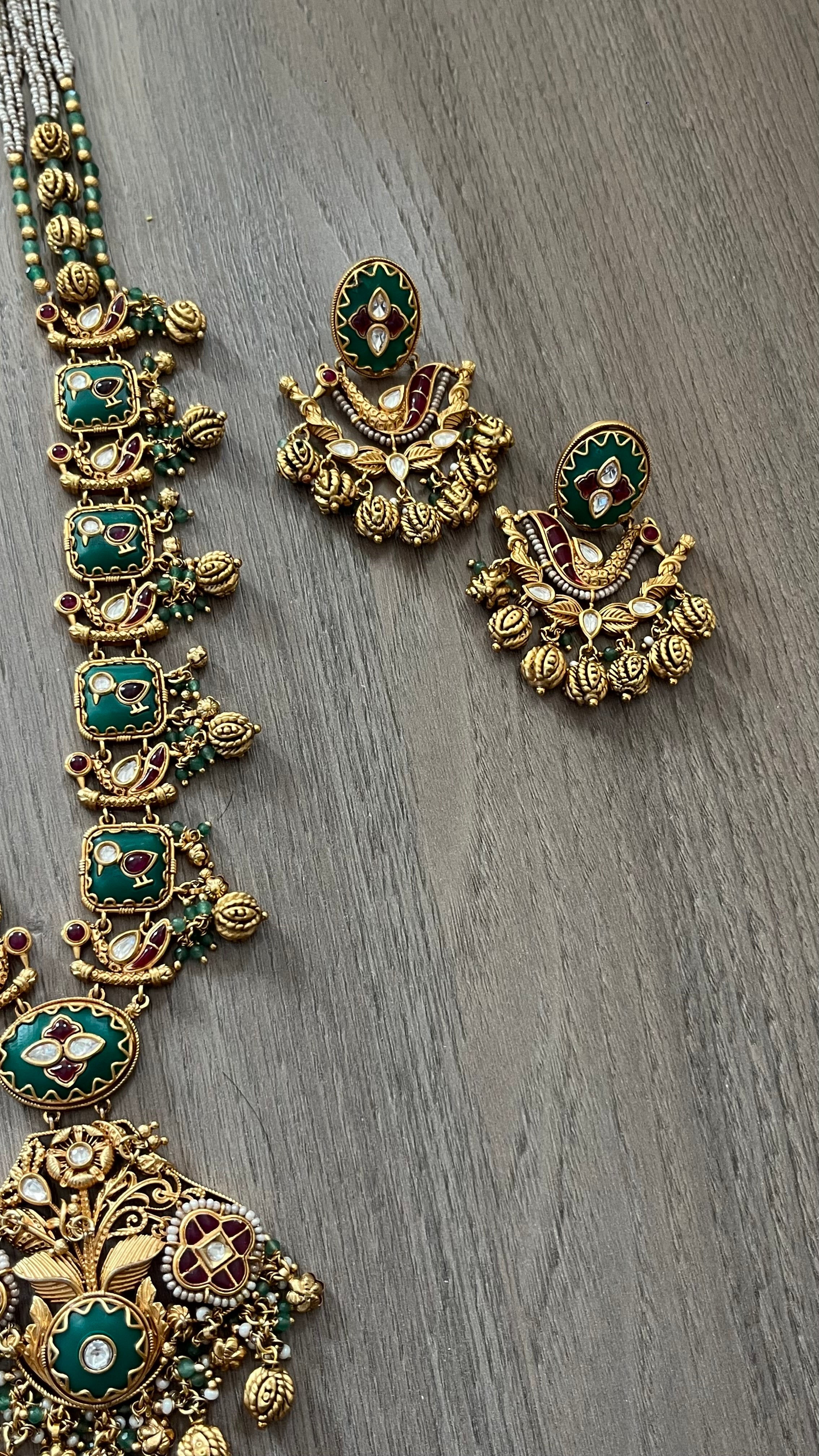 Heritage Jewelry set