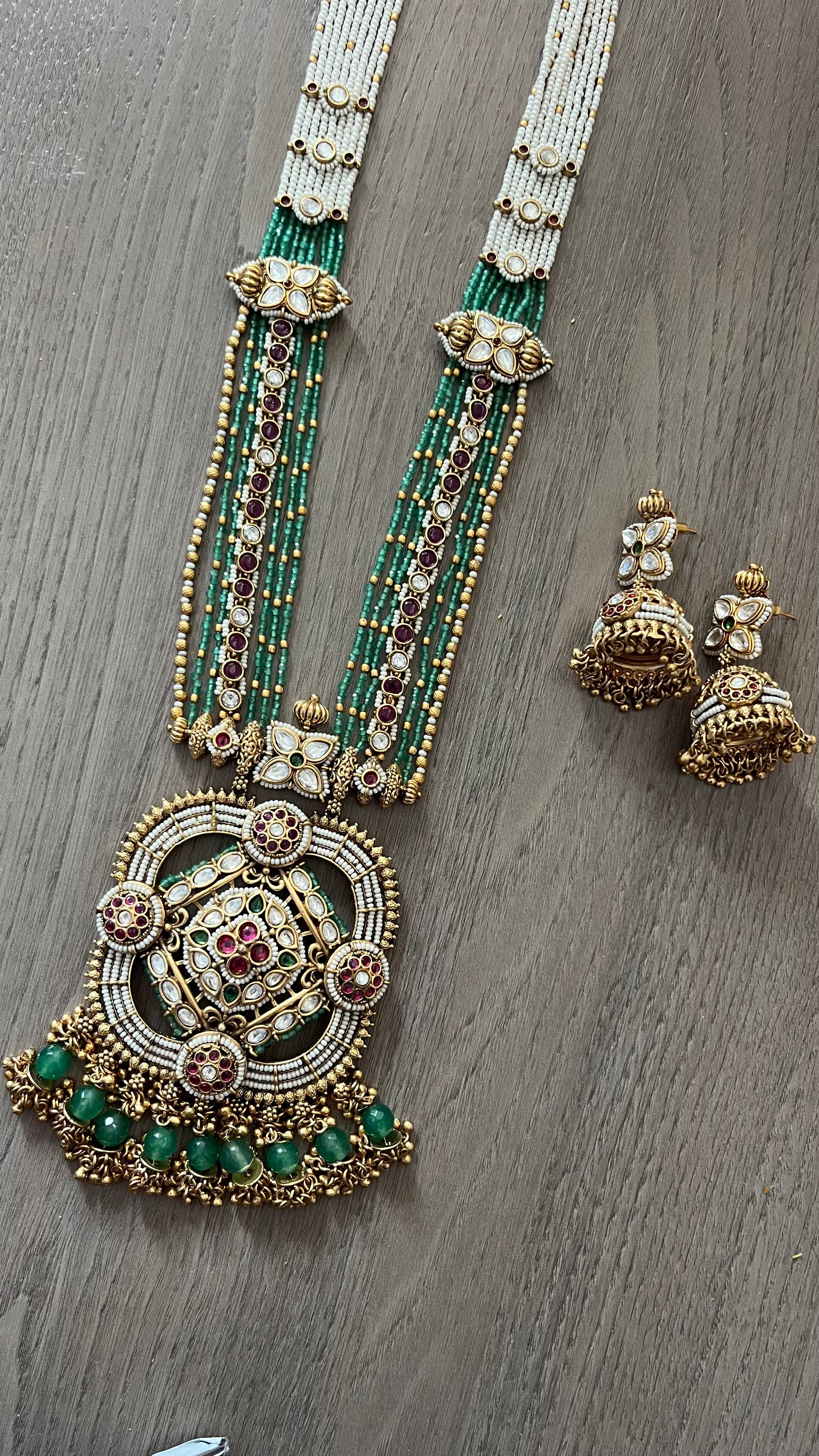 Heritage Jewelry set