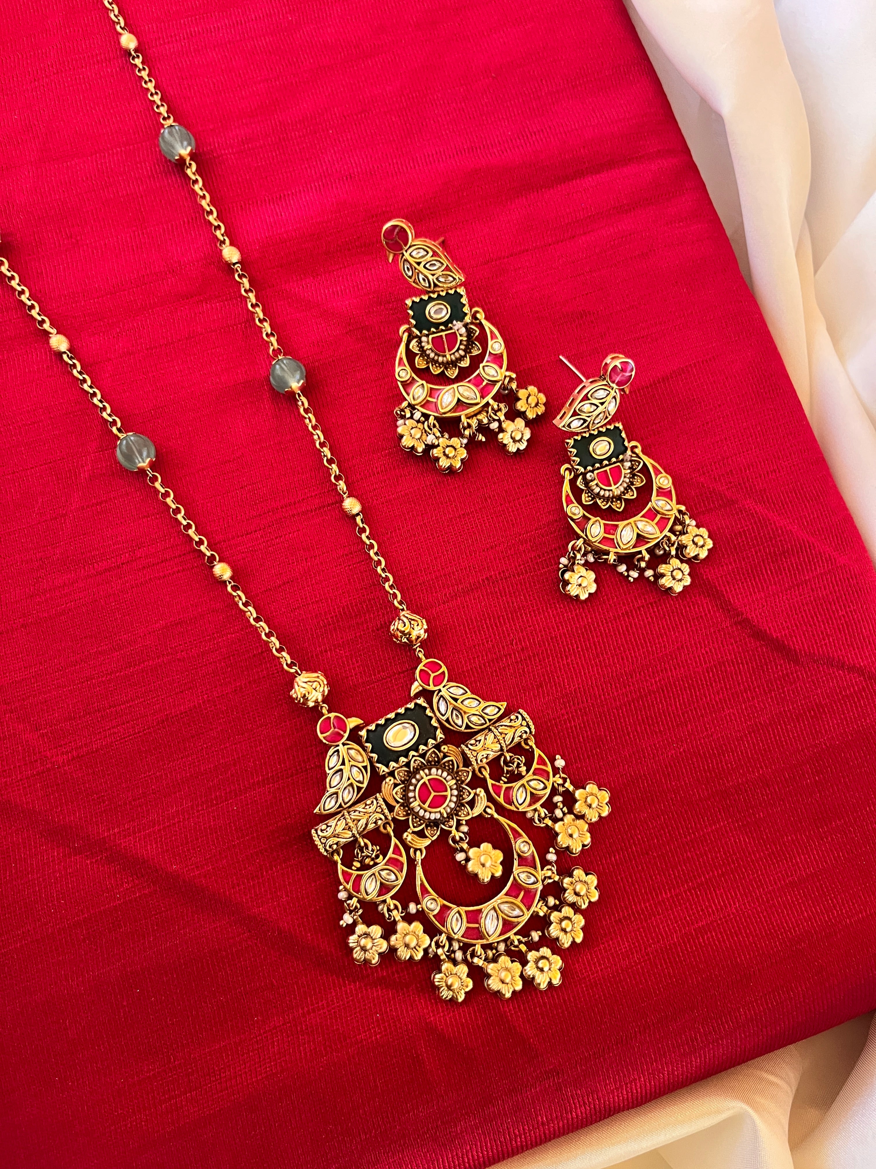 Heritage Jewellery Set