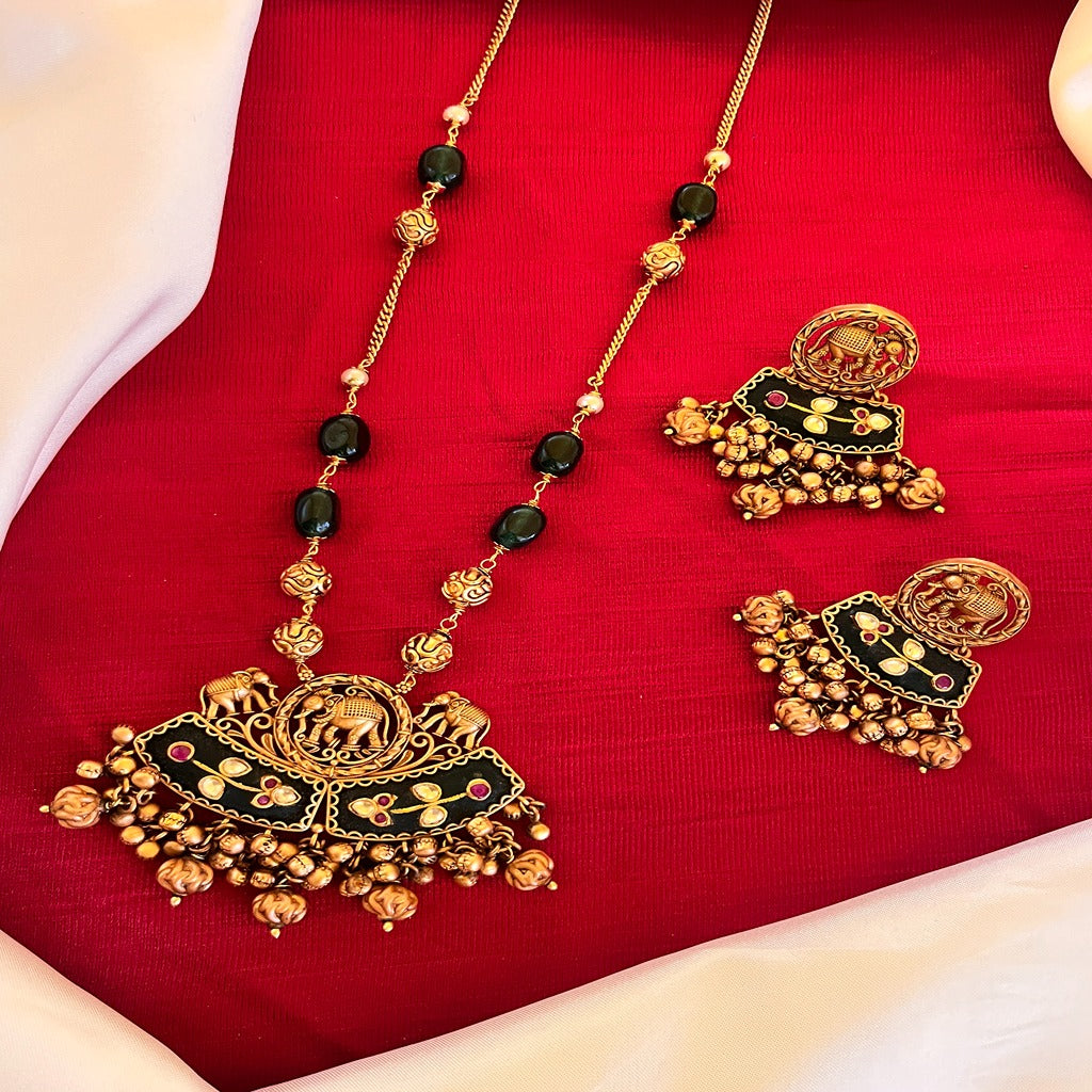 Heritage Jewellery Set