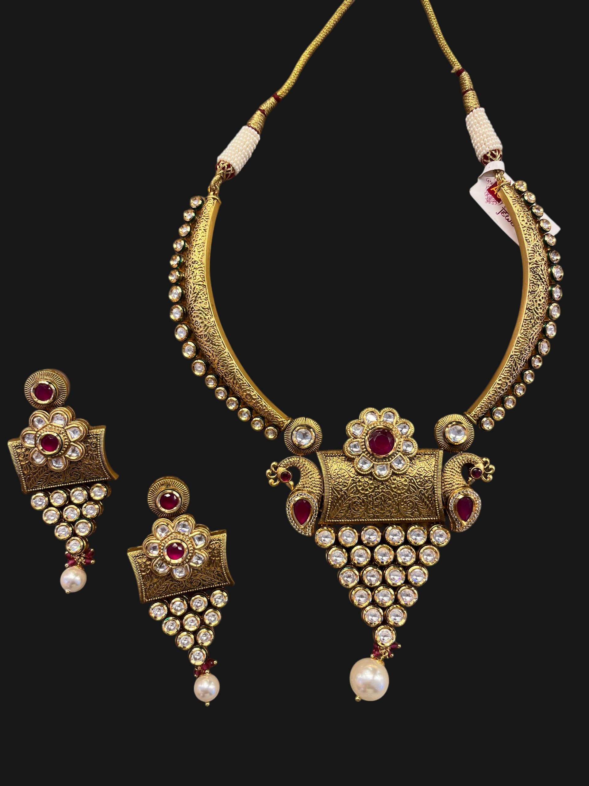 Kundan Jewellery Set