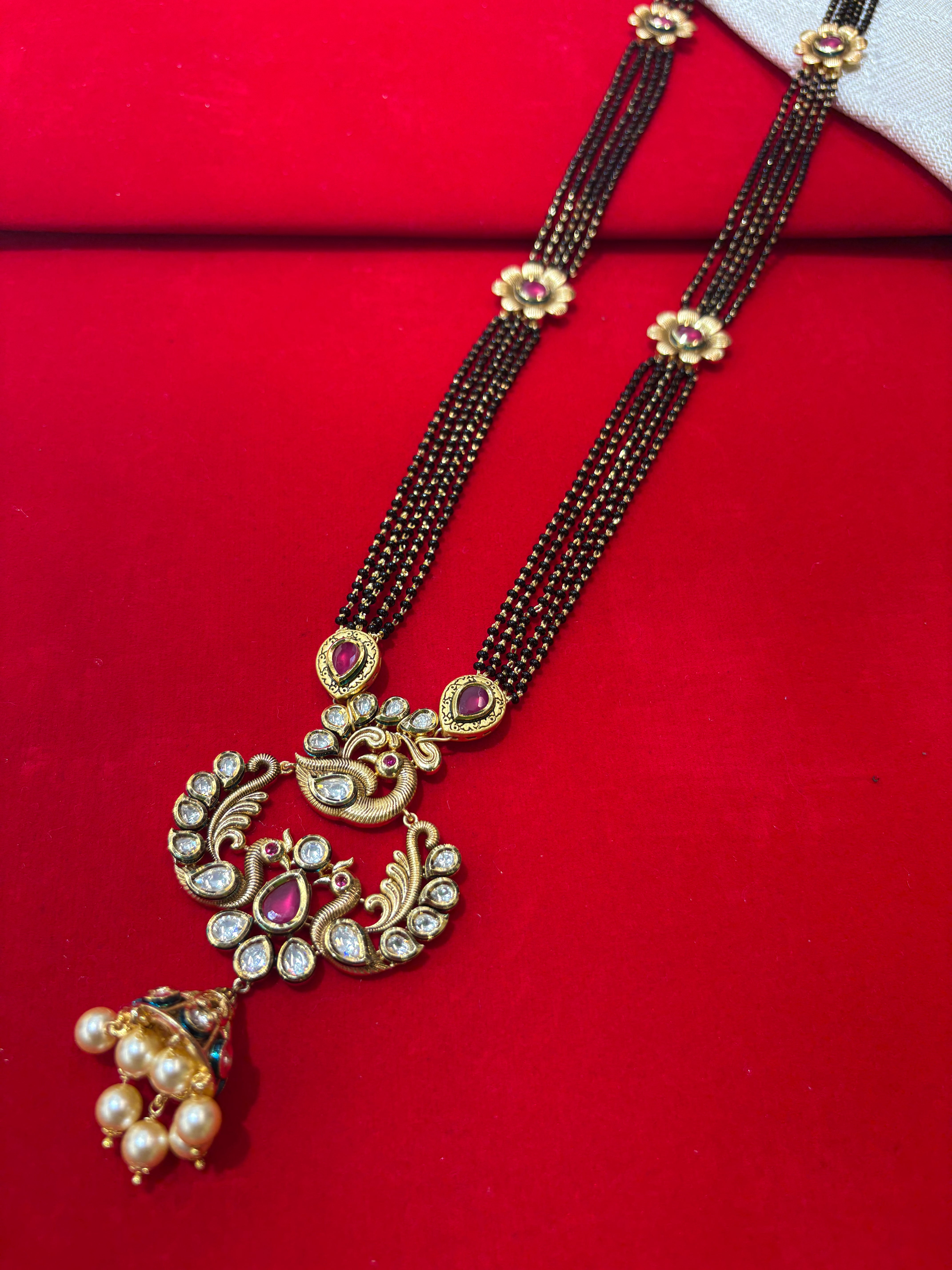Antique Kundan Mangalsutra