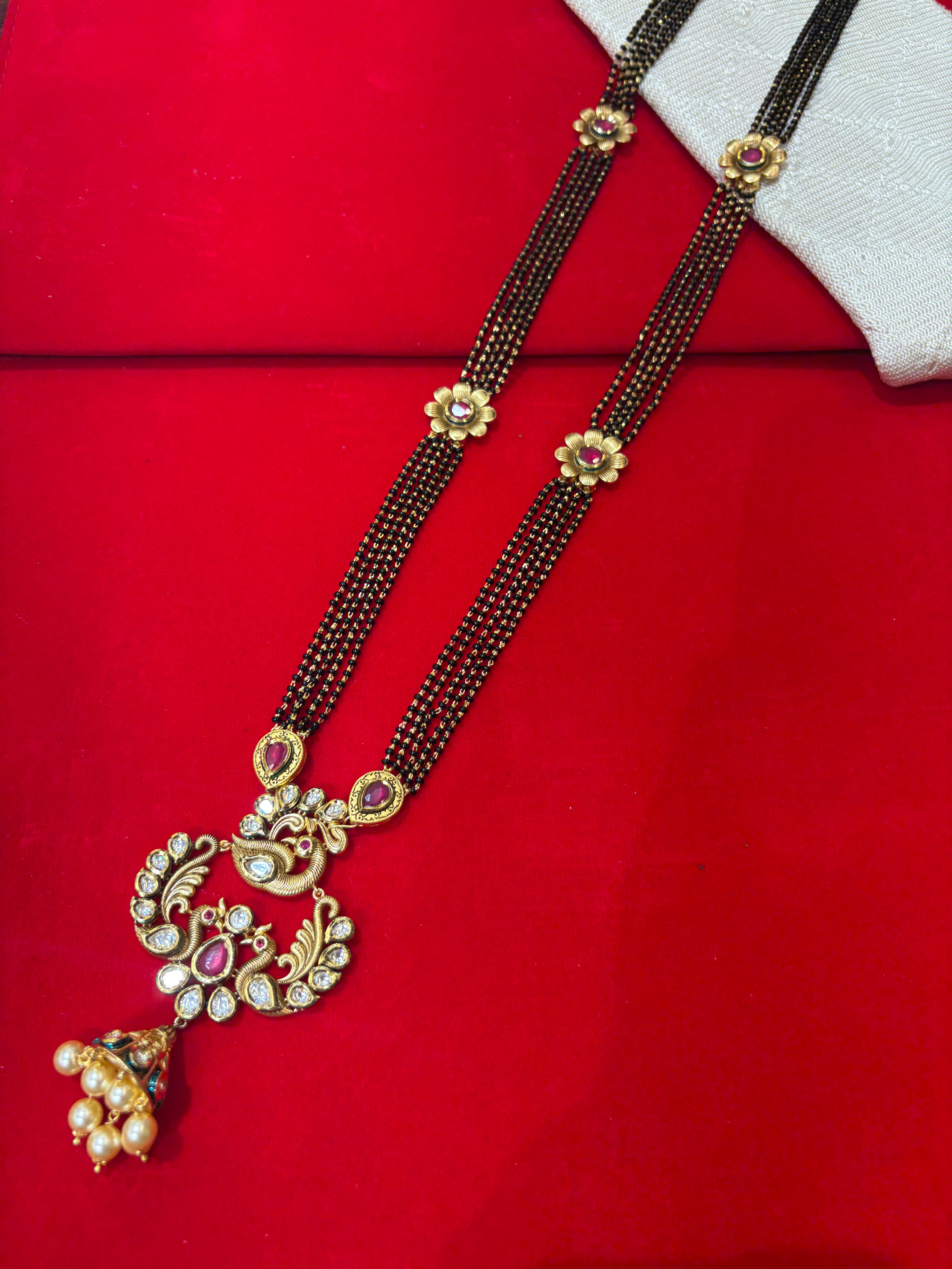 Antique Kundan Mangalsutra