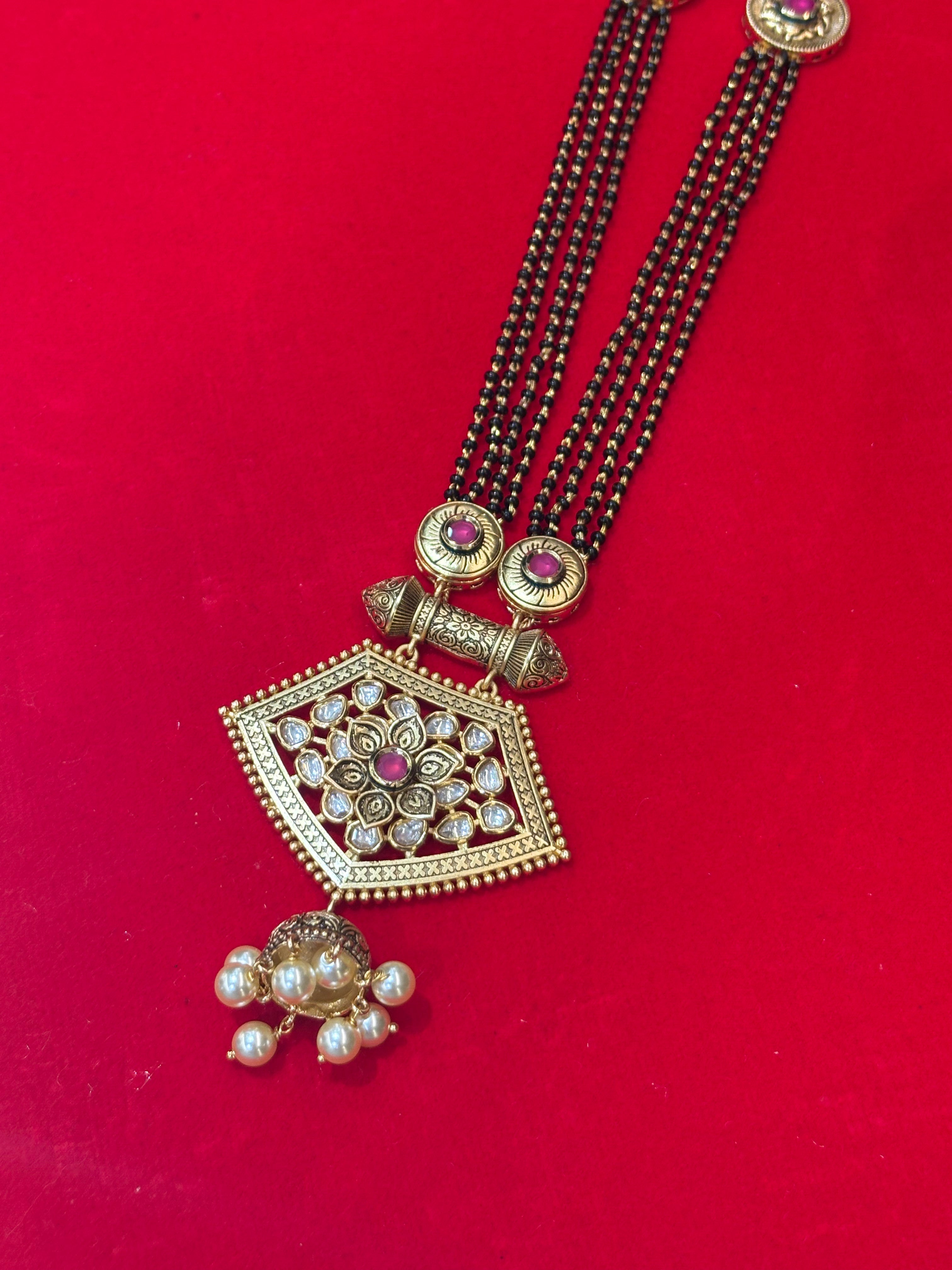 Antique Kundan Mangalsutra