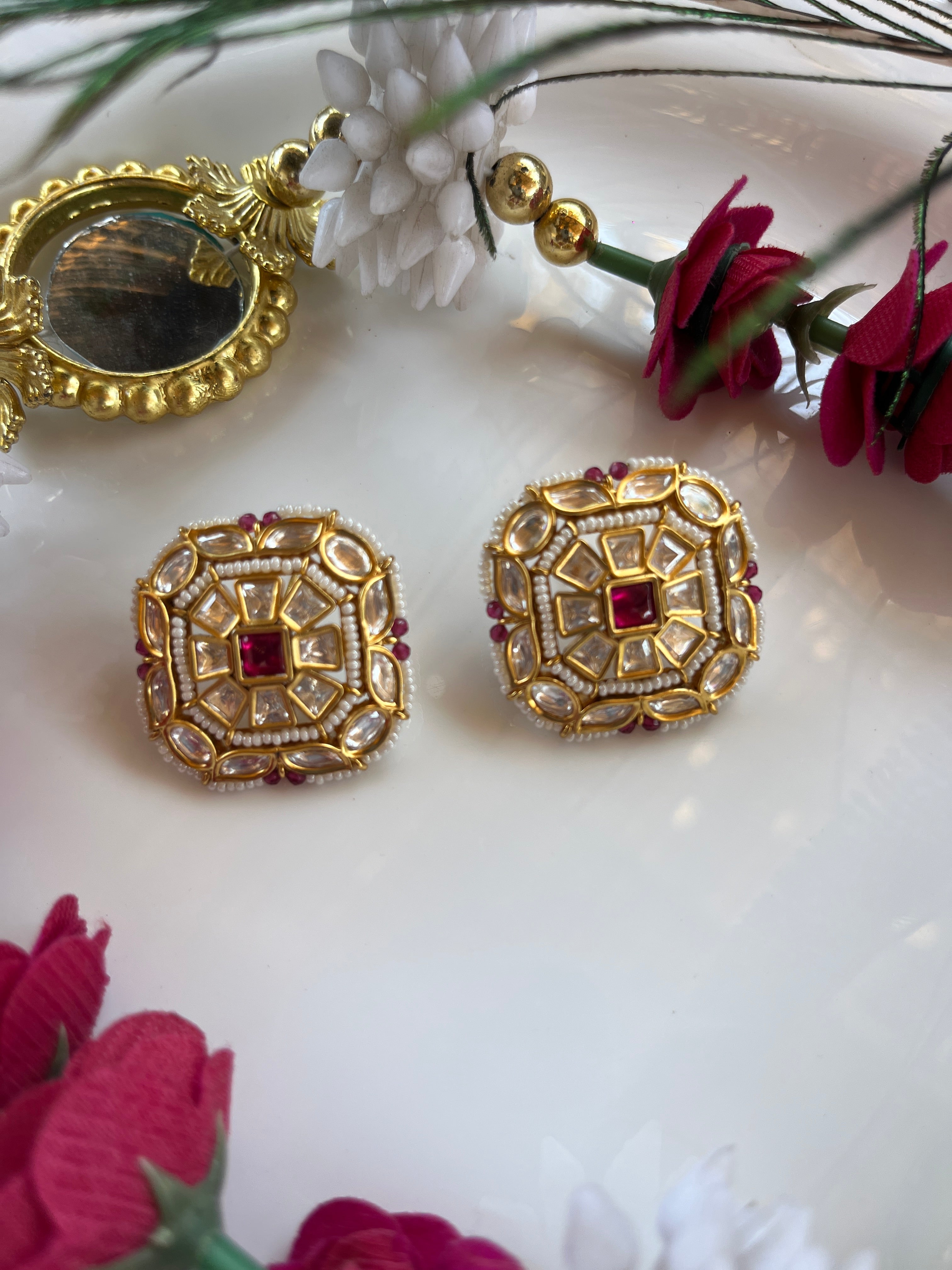 Kundan Tops