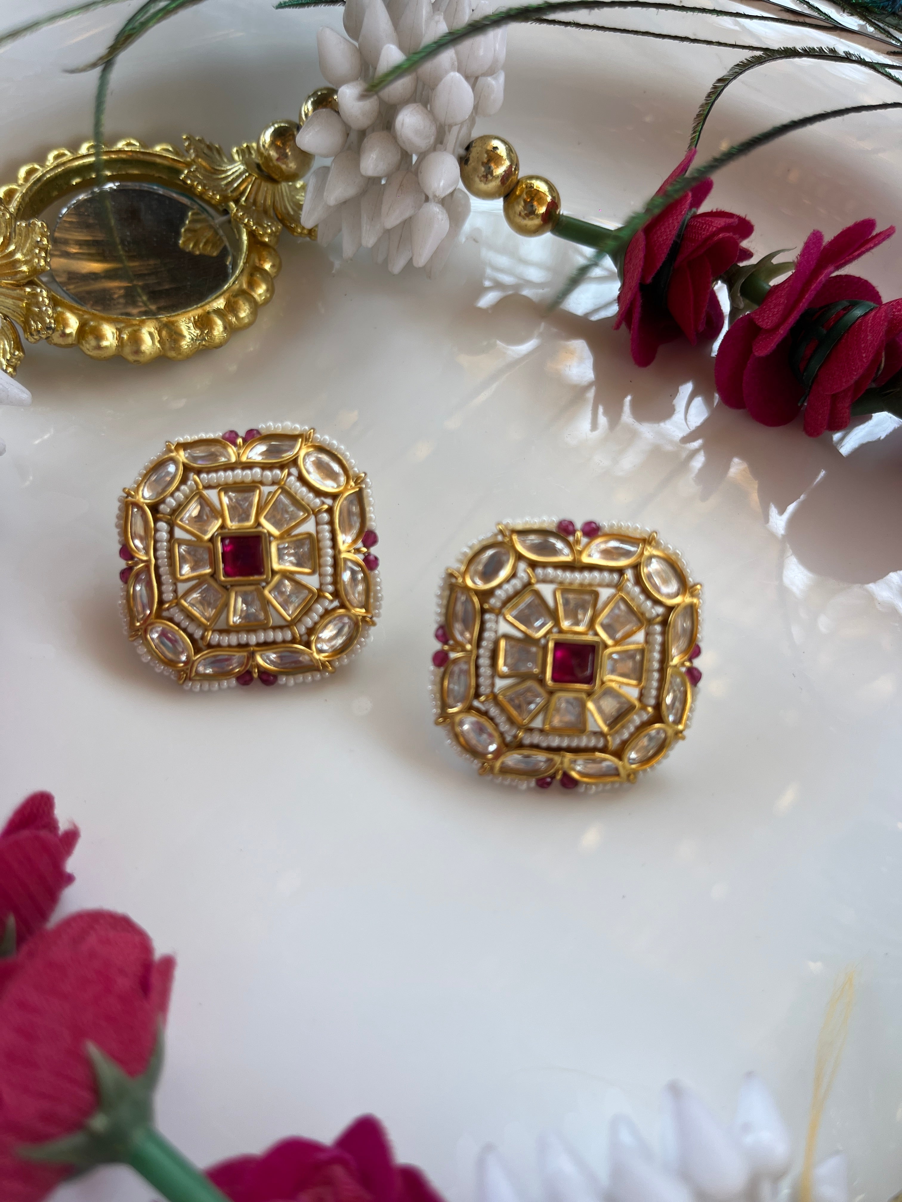 Kundan Tops