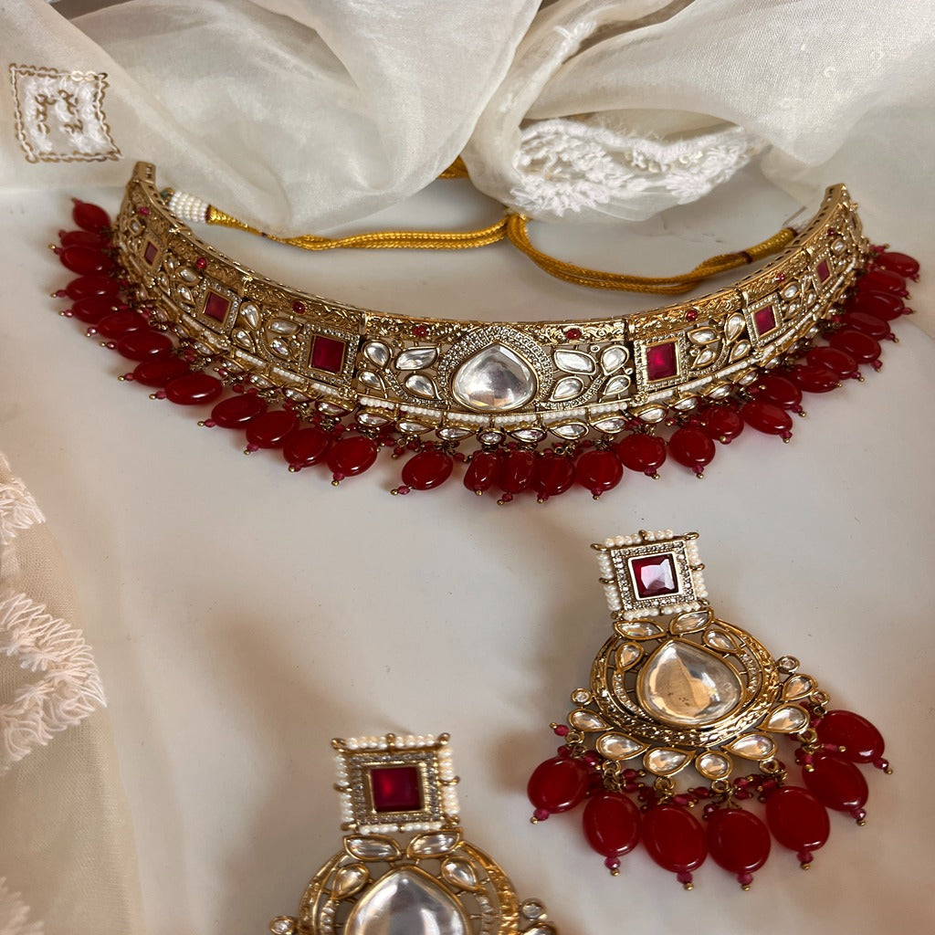 VICTORIAN POLISH JEWELLERY SET