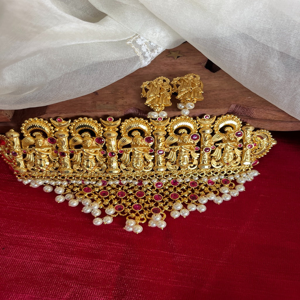 Antique Choker