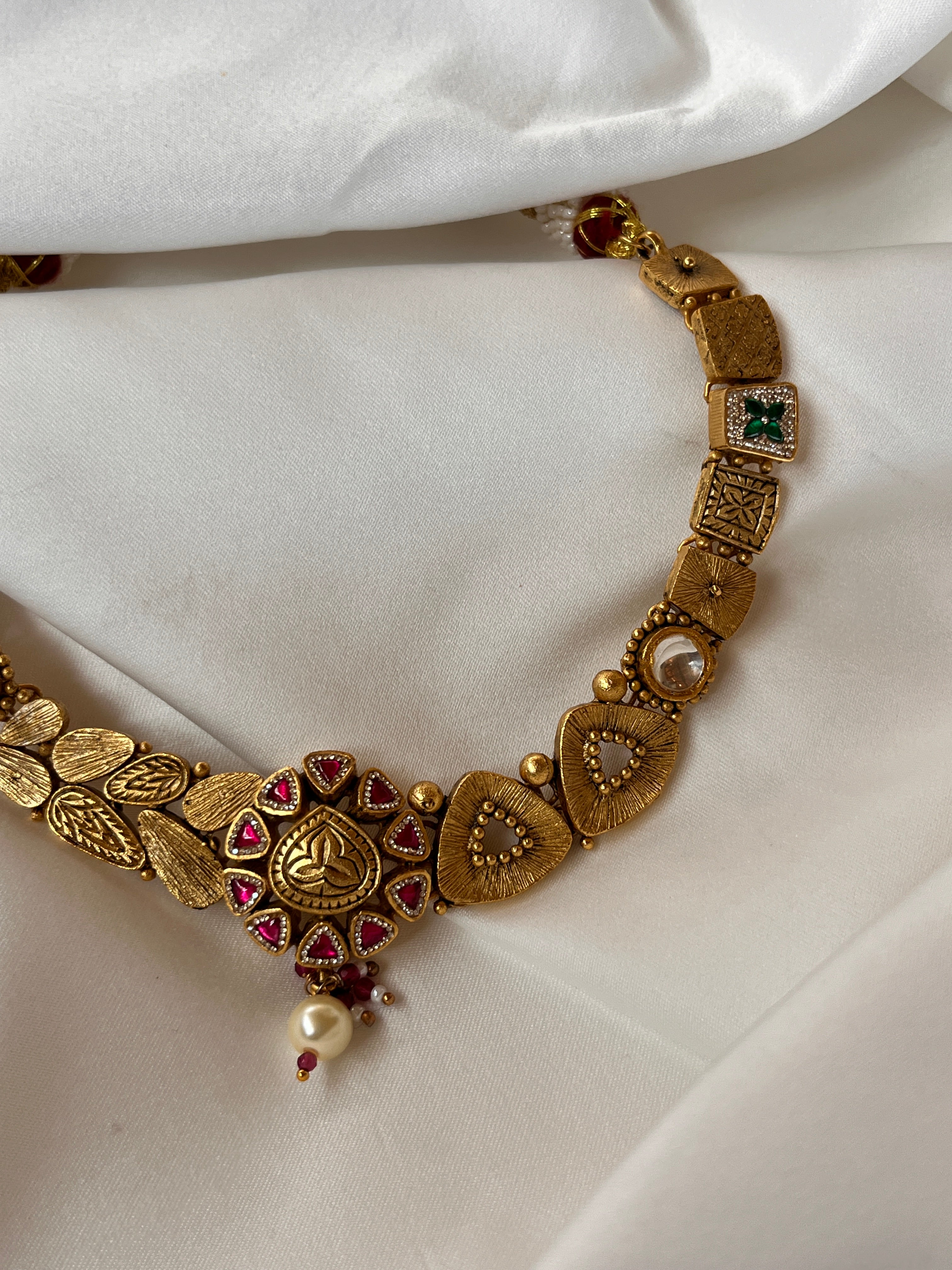 Antique Jewellery Set
