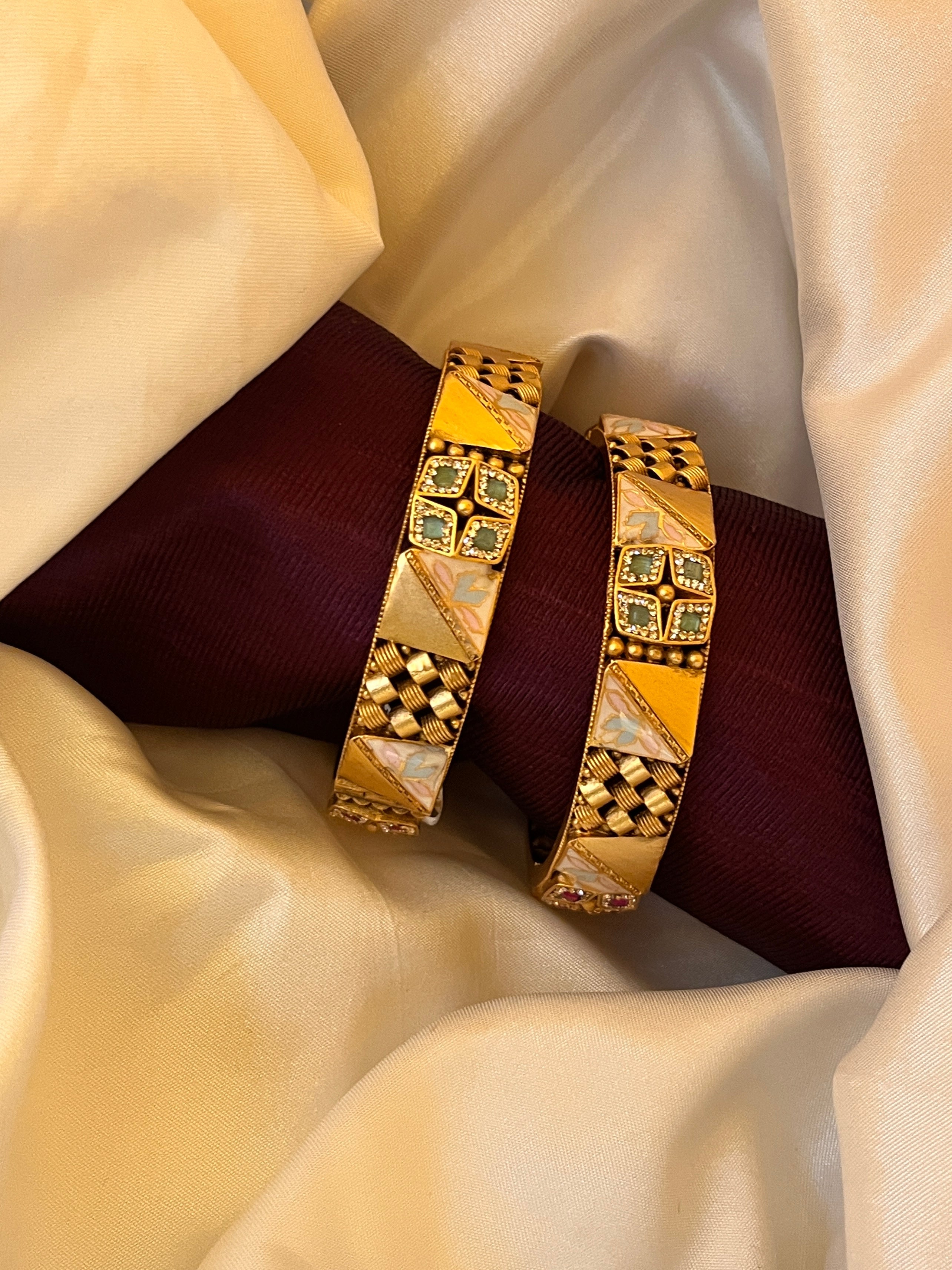 Swarovski Kada