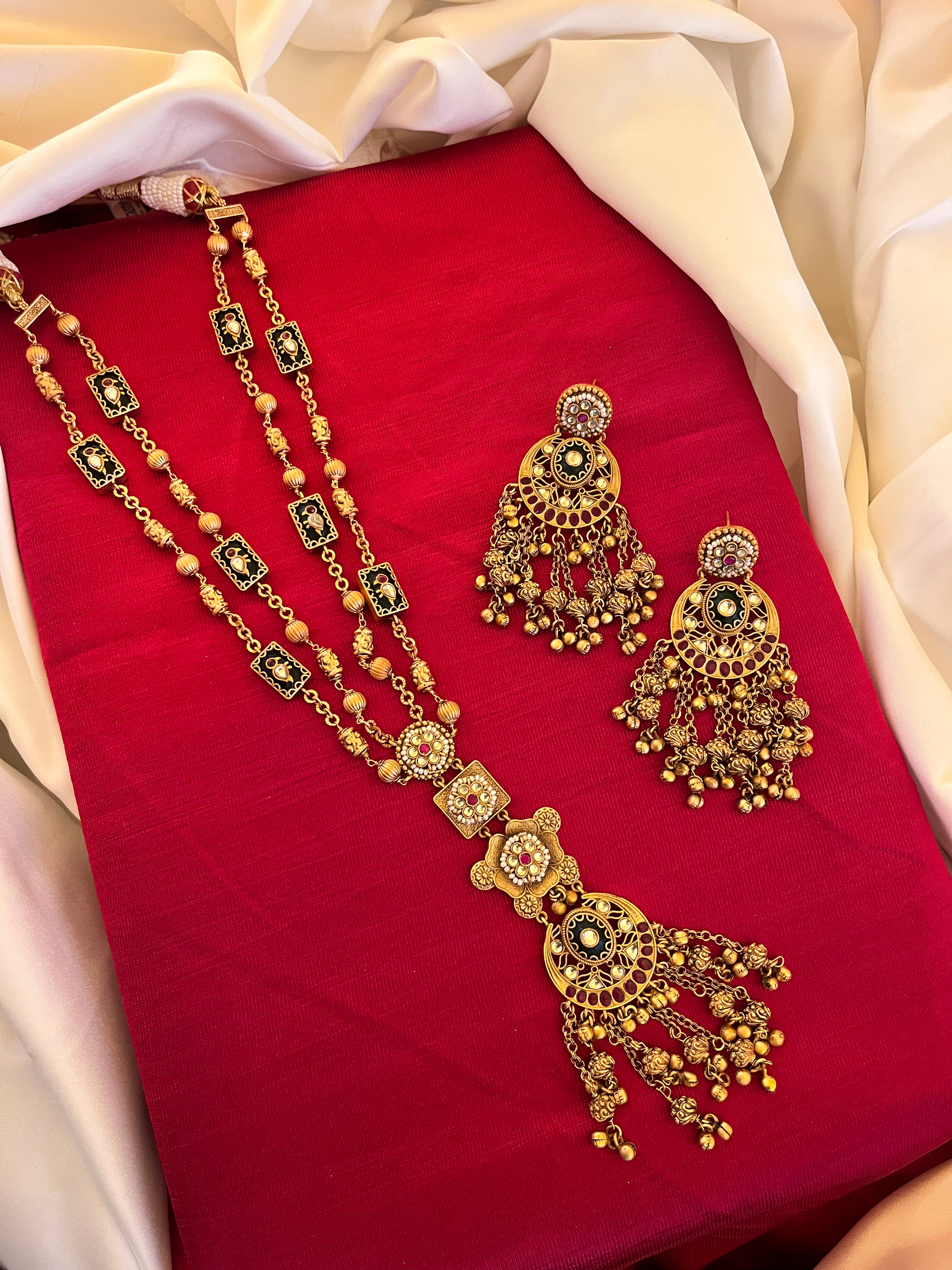 Heritage Jewellery Set