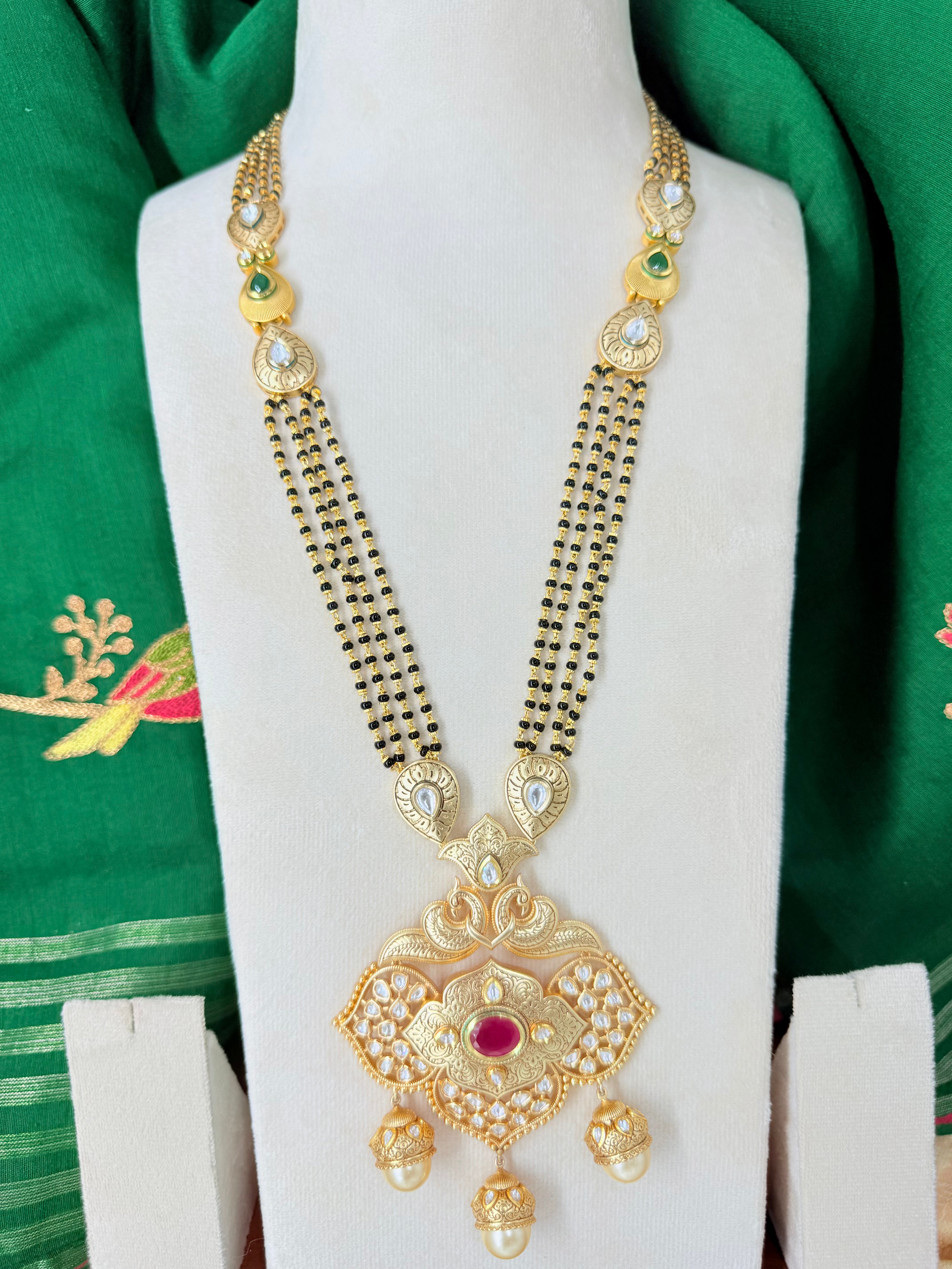 Antique Kundan Mangalsutra