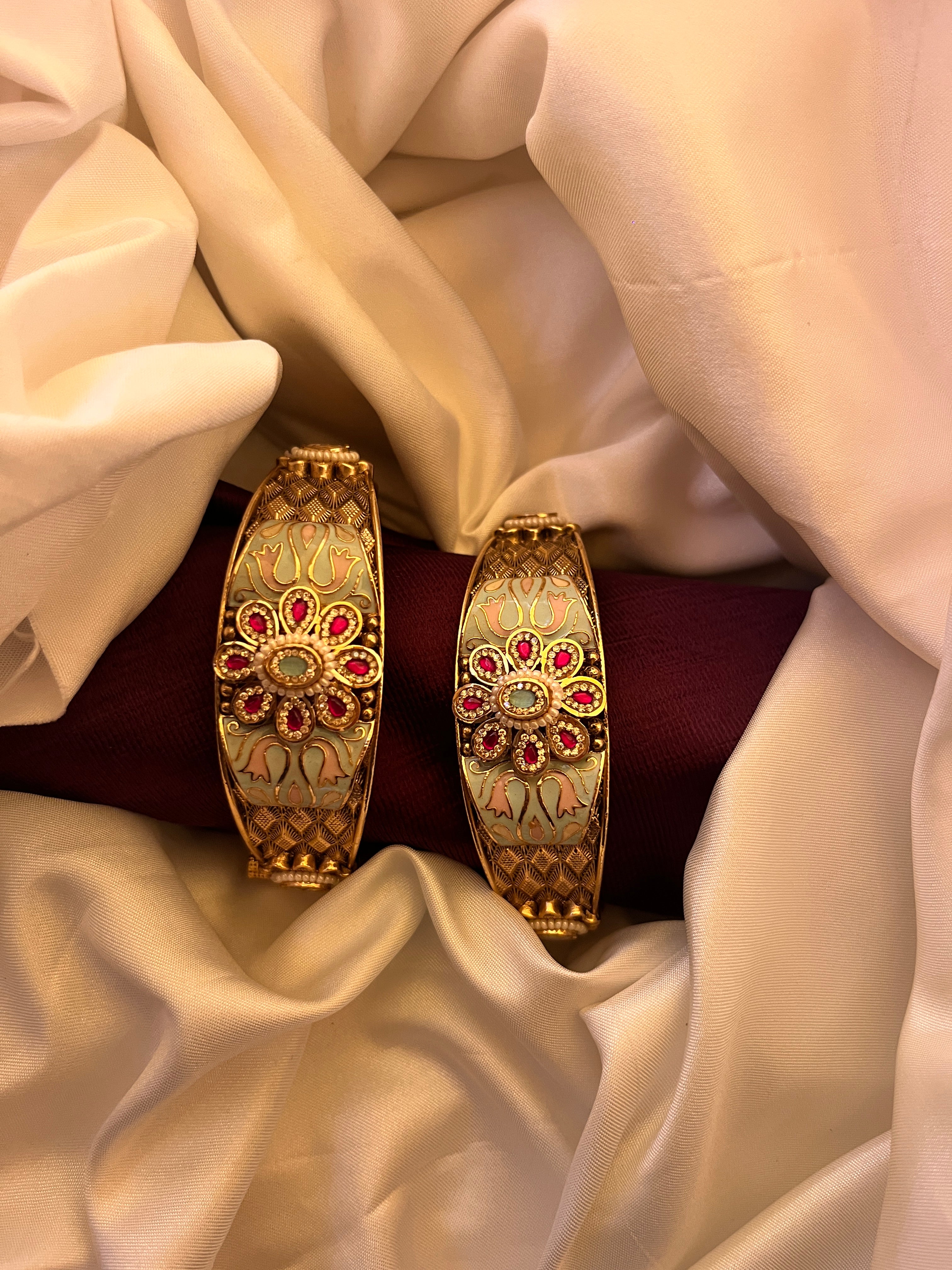 Swarovski Kada